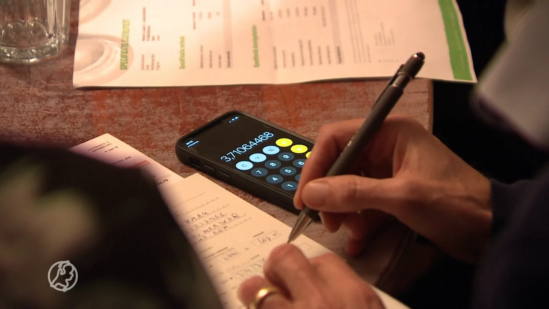 'Consument moet weten wat btw-verlaging betekent voor de portemonnee'