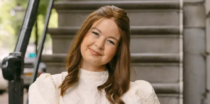 Ongeneeslijk zieke Jade (18) zamelt duizenden euro's in voor eigen afscheid