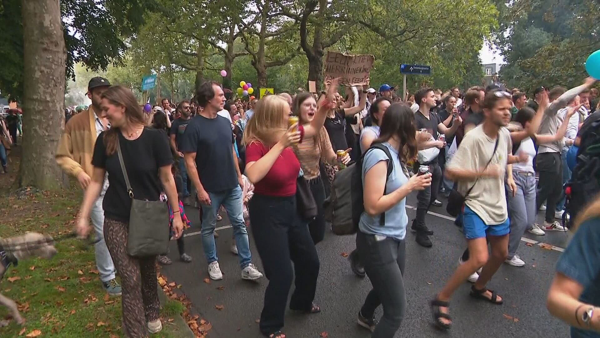 Weer grote opkomst bij Unmute Us-protesten, volgens organisatie meer dan 150.000 mensen