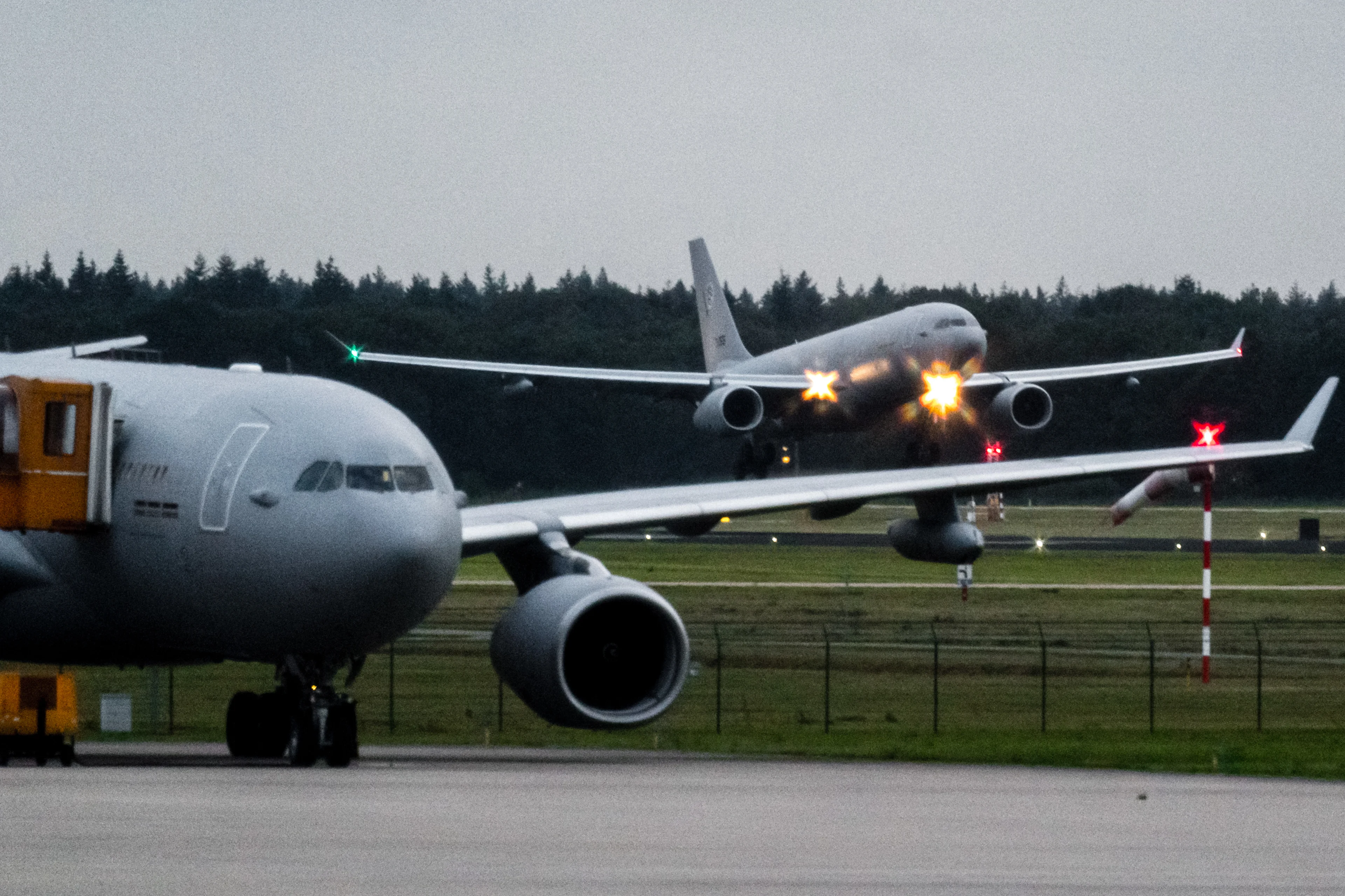 Kabinet verwacht nog zeker 2.100 Afghanen op te halen