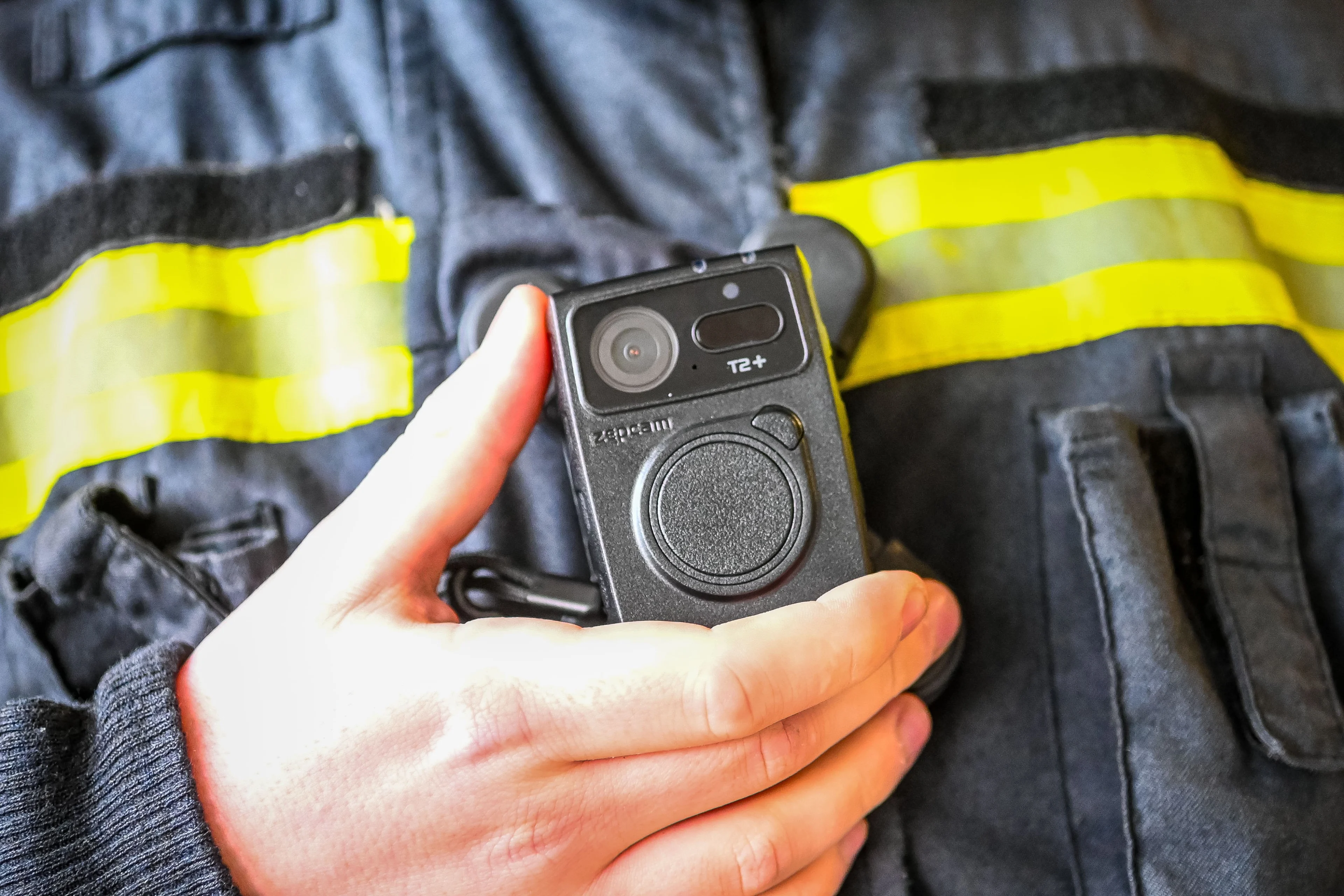 Personeel van bekende supermarktketen krijgt bodycam: 'Zorgelijk voor privacy'