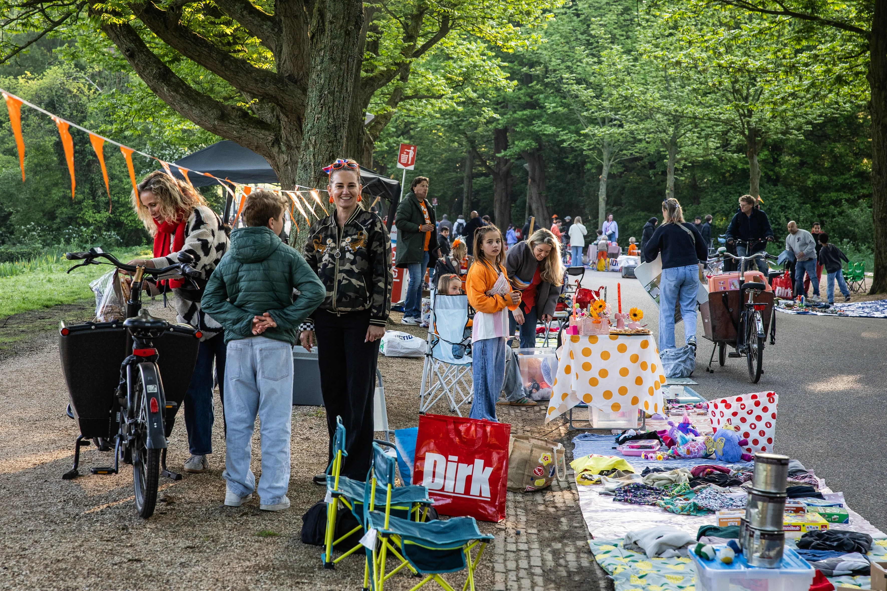 Koningsdag komt rustig op gang, wel al drukte op vrijmarkten