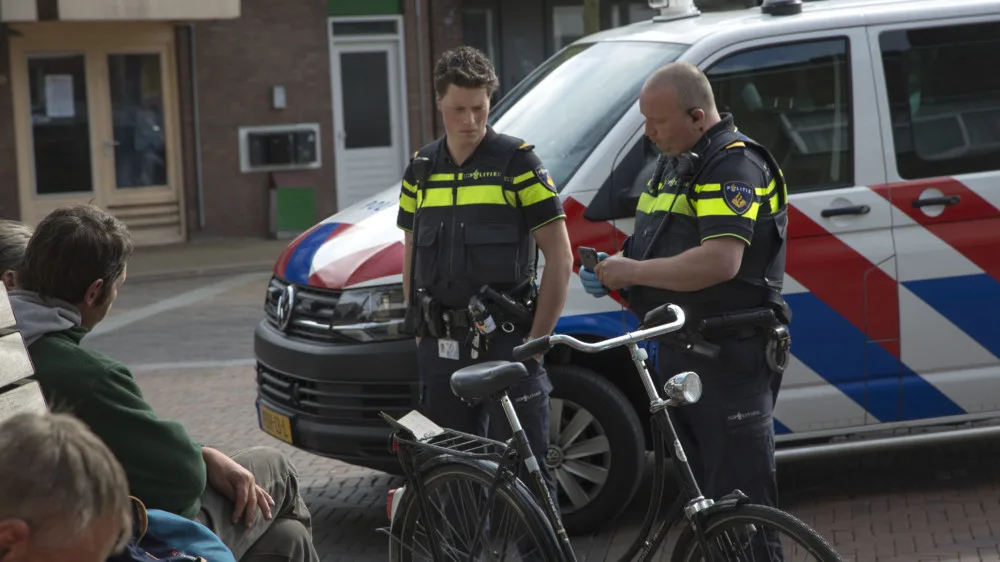 Eerste weekend nieuwe lockdown: politie deelt 435 coronaboetes uit