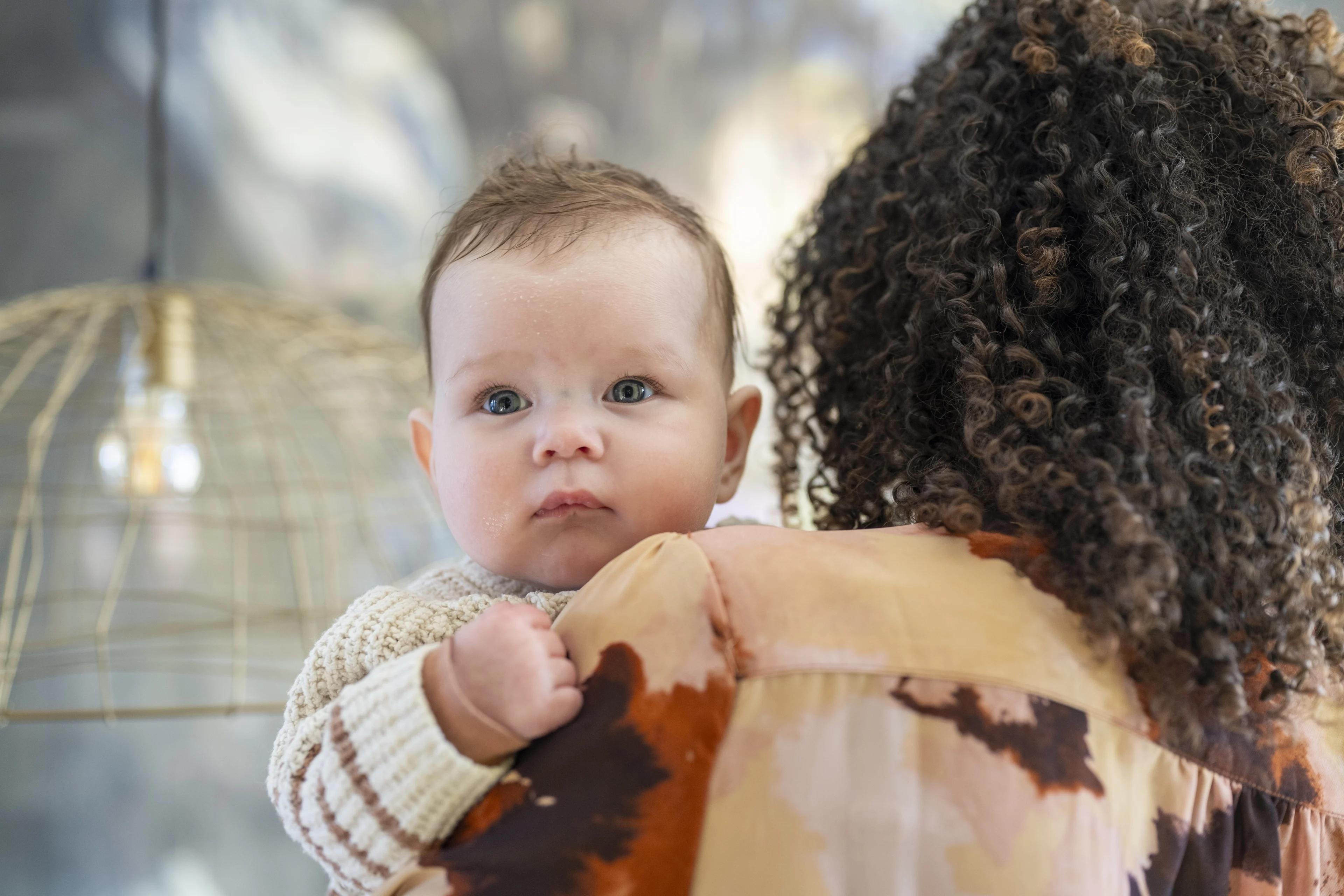 CNV wil jaar lang verlof voor kersverse ouders: druk op opvang moet omlaag