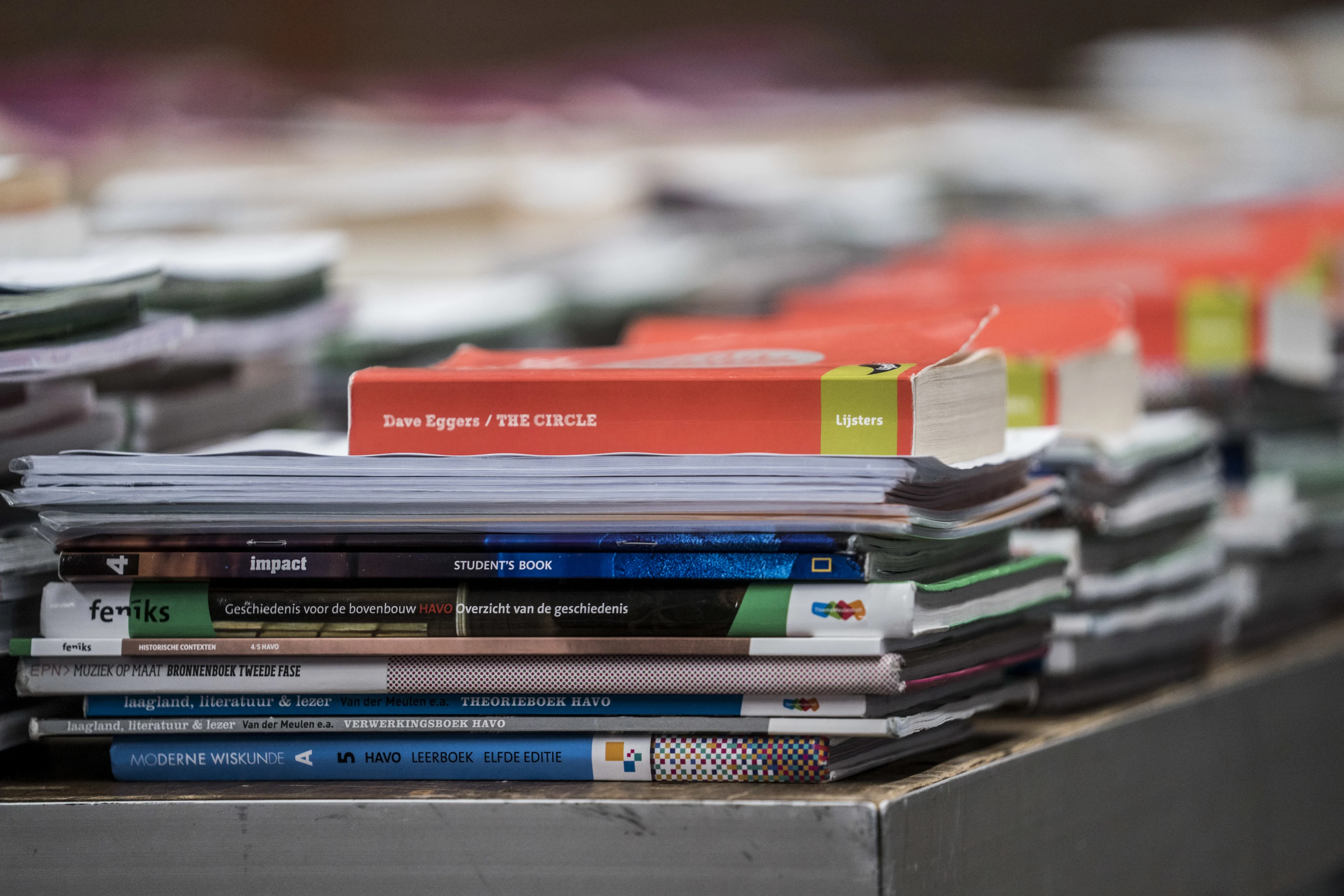 Duizenden kinderen zonder onderwijs: 'Er is niks als je boven het gemiddelde zit'