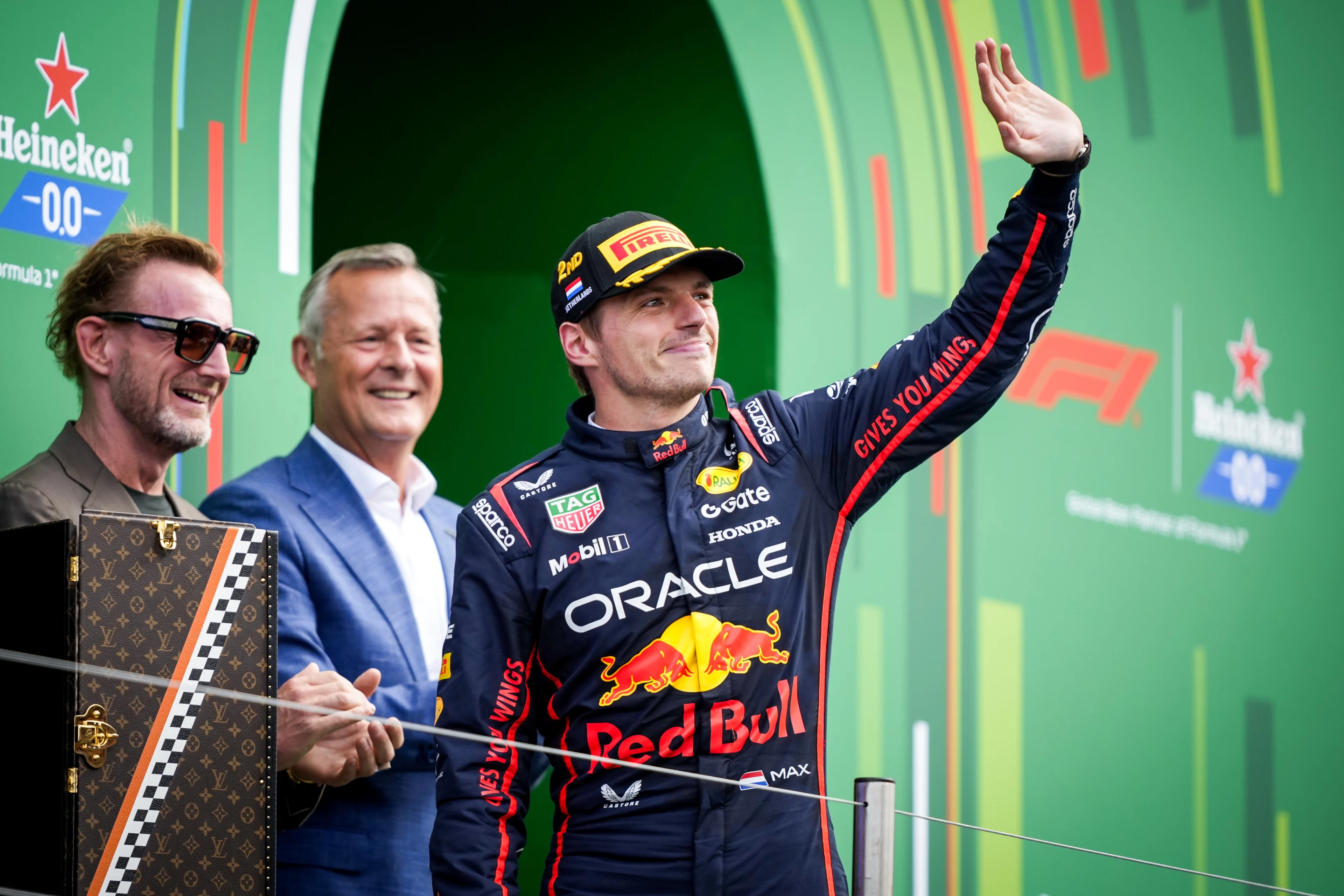 Verstappenfans geloven er weer in: 'Tribune in Abu Dhabi stijf uitverkocht'