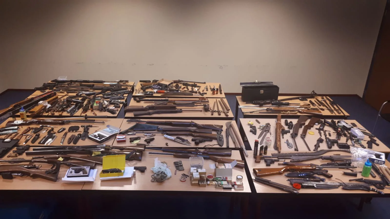 Bijna 250 wapens ingeleverd bij politie in Limburg