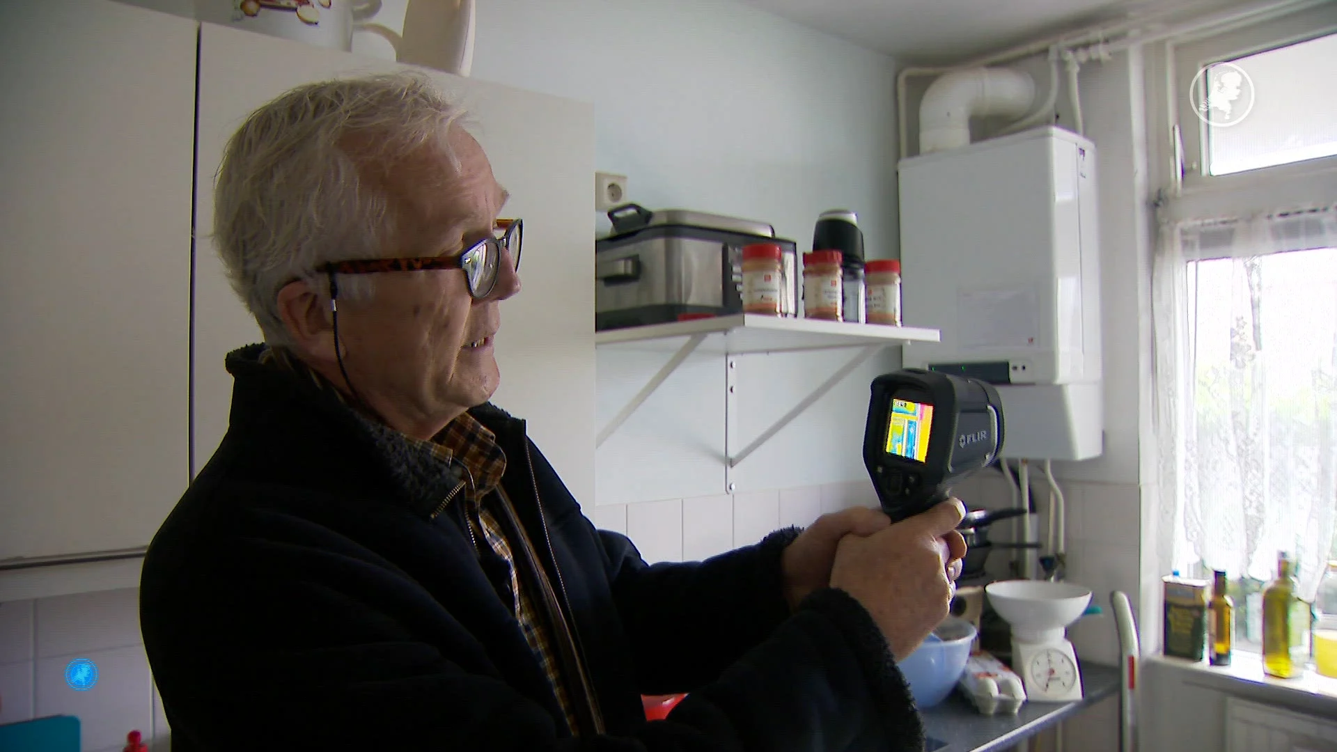 Jas aan in huis en flink stoken: senioren al jaren in kou door nalatigheid woningbouw