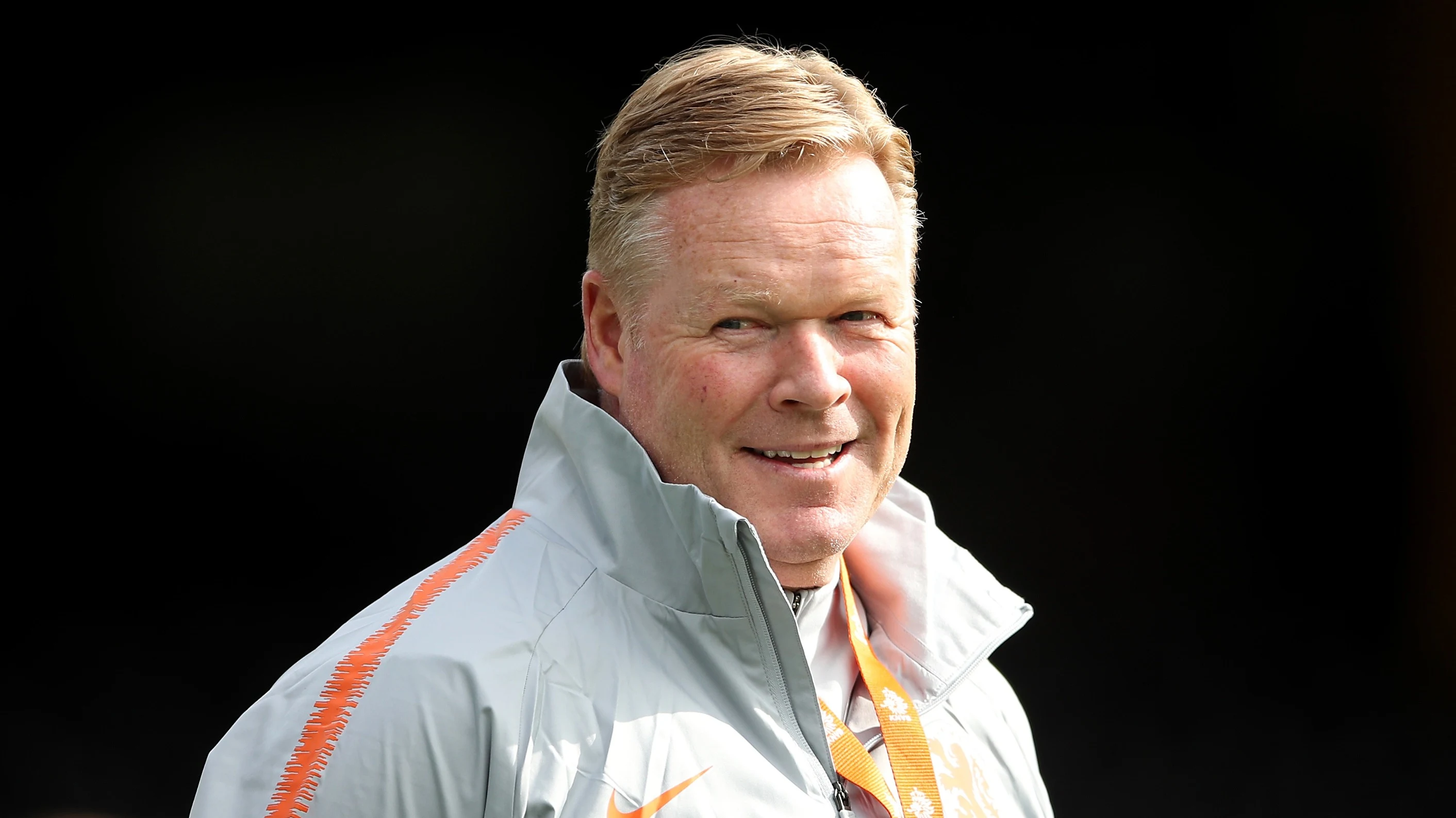 Bierverbod in voetbalstadions krijgt steun van Ronald Koeman