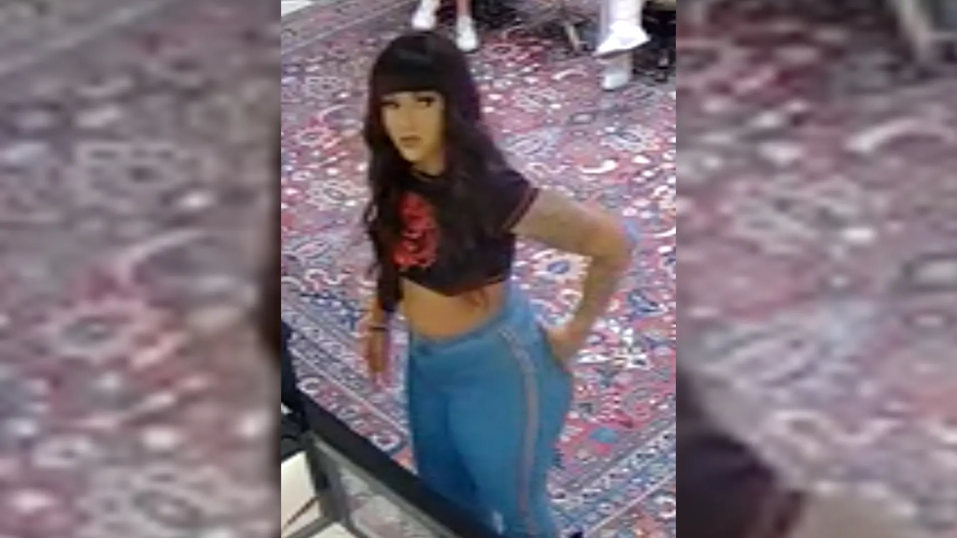 Oplichtster shopt in P.C. Hooftstraat met bankpas van hoogbejaarde vrouw