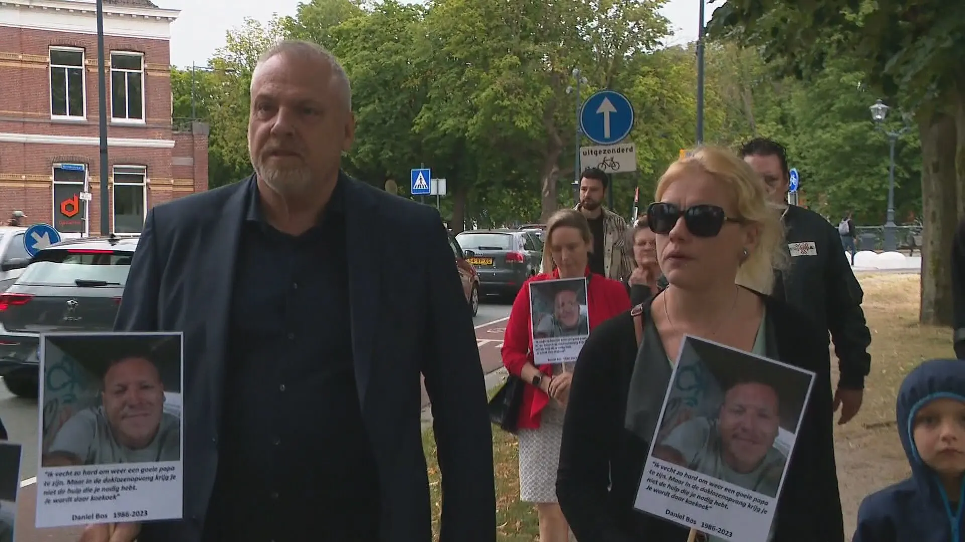 Overleden Daniel (37) laat vier kinderen achter, nabestaanden lopen stille tocht