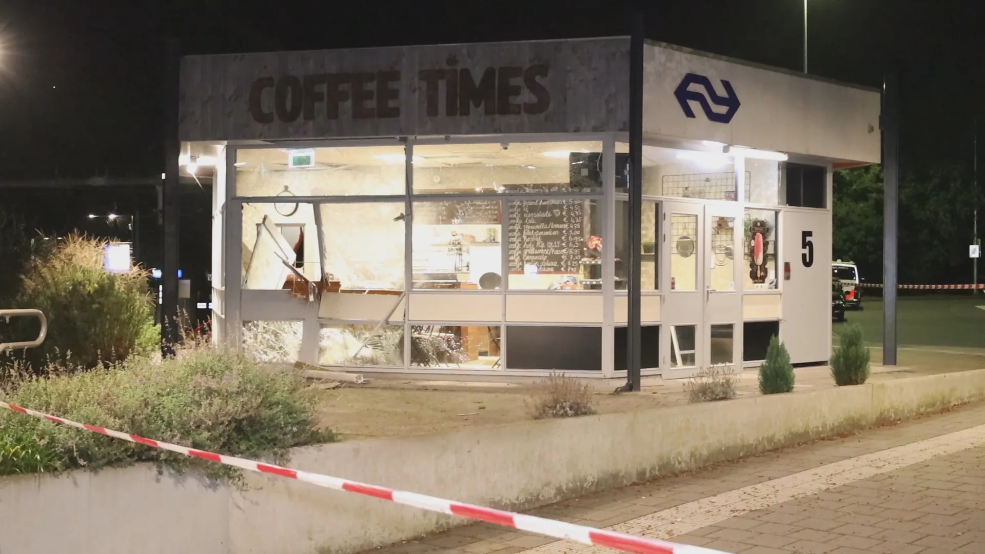 Explosie bij horecagelegenheid op station Bussum