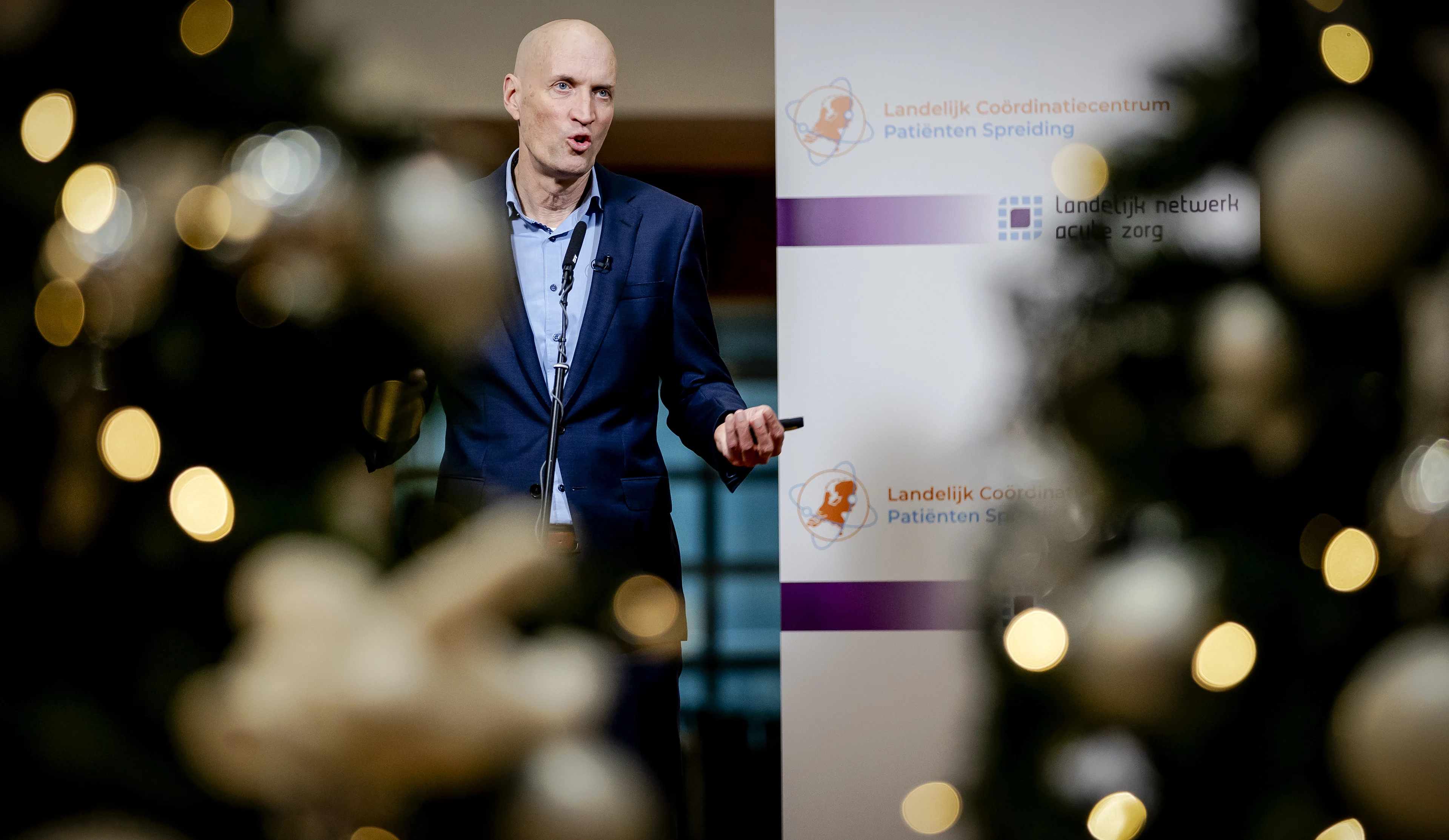 Experts praten Tweede Kamer bij over laatste ontwikkelingen coronavirus