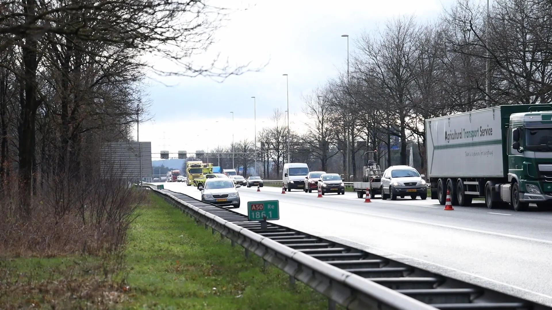 Gewapende man neemt de benen na verkeersruzie op de A50