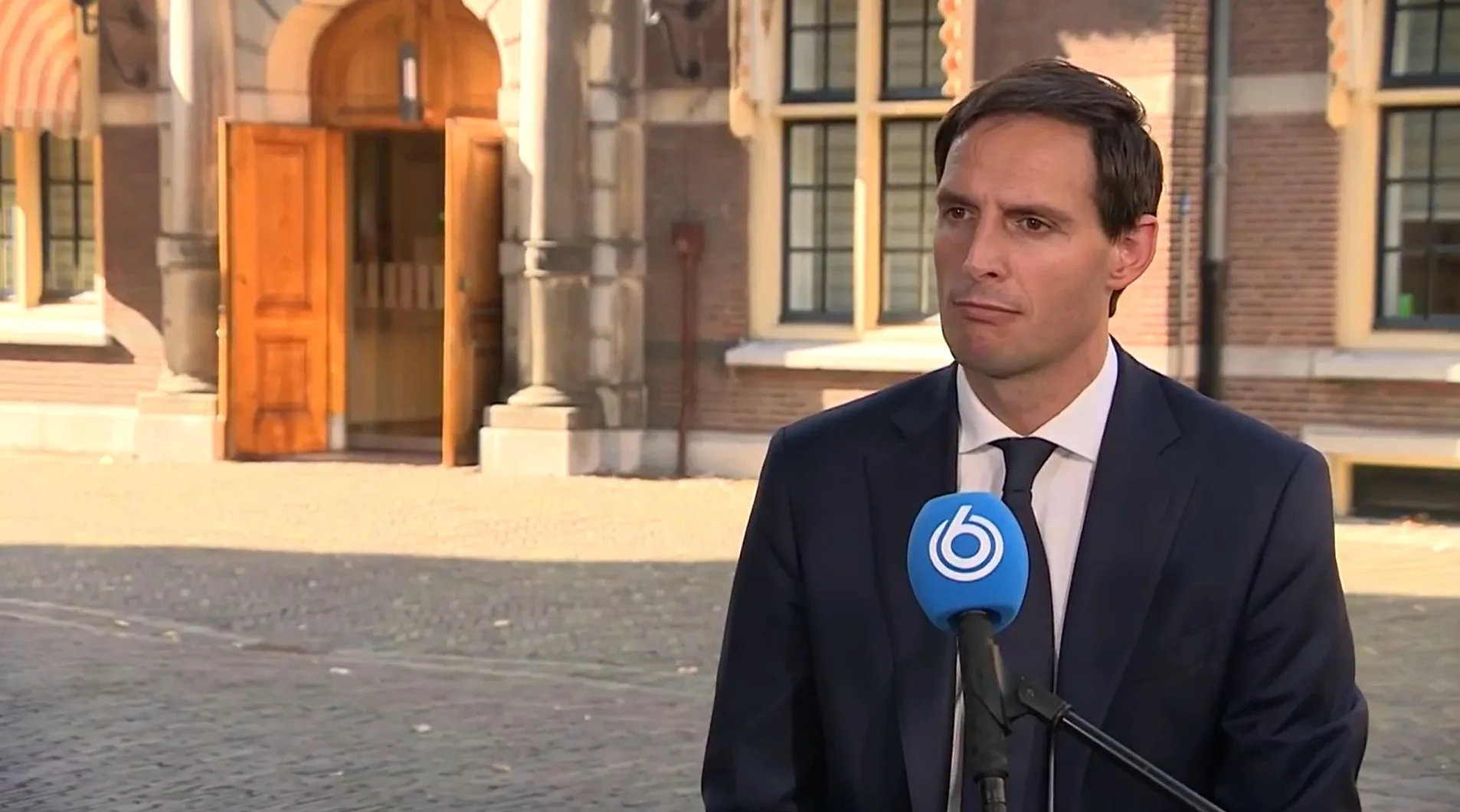 Minister Hoekstra: 'Meest onzekere begroting tot nu toe'