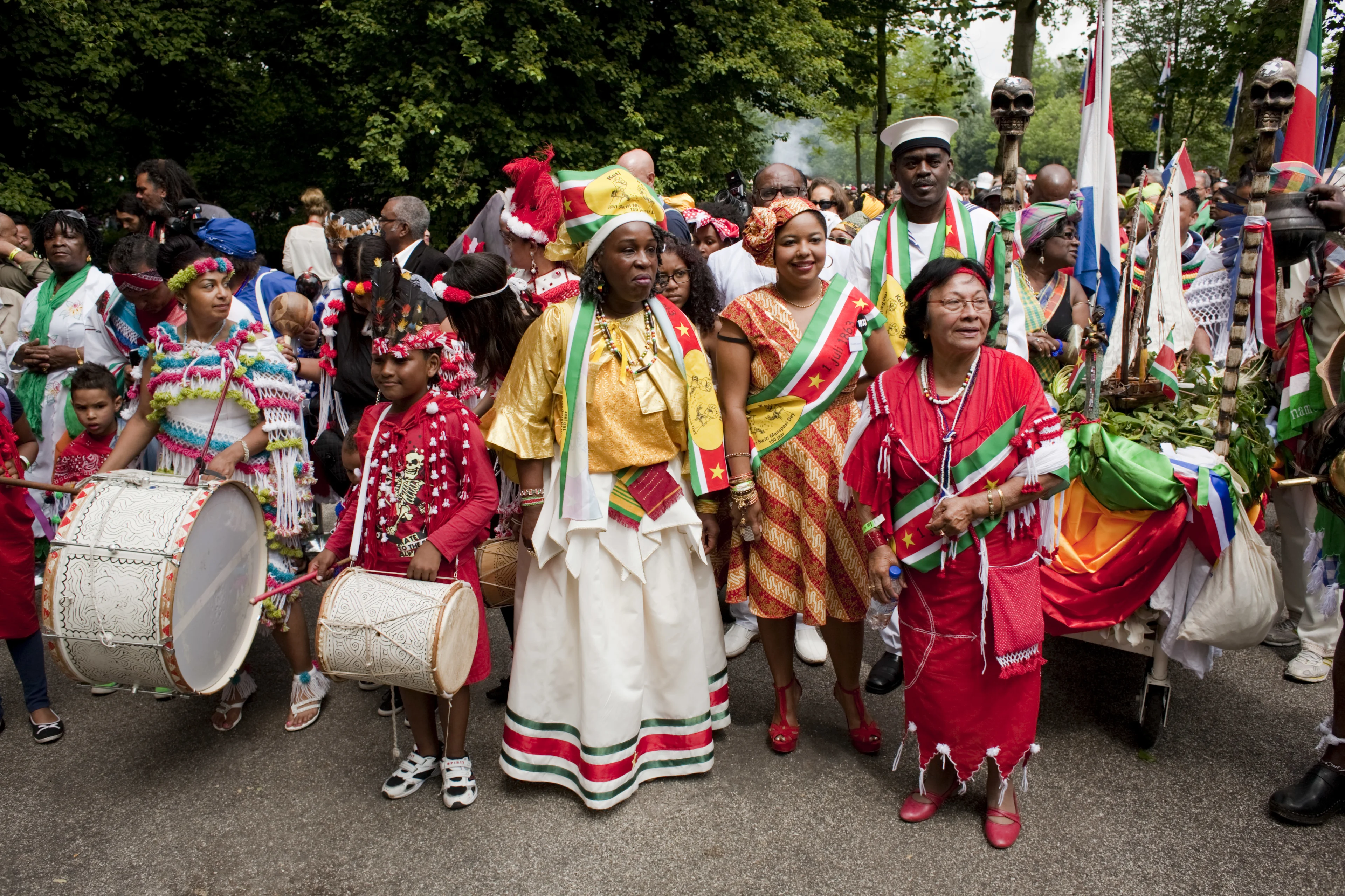 Vandaag wordt 'Keti Koti' gevierd: het afschaffen van de slavernij door Nederland