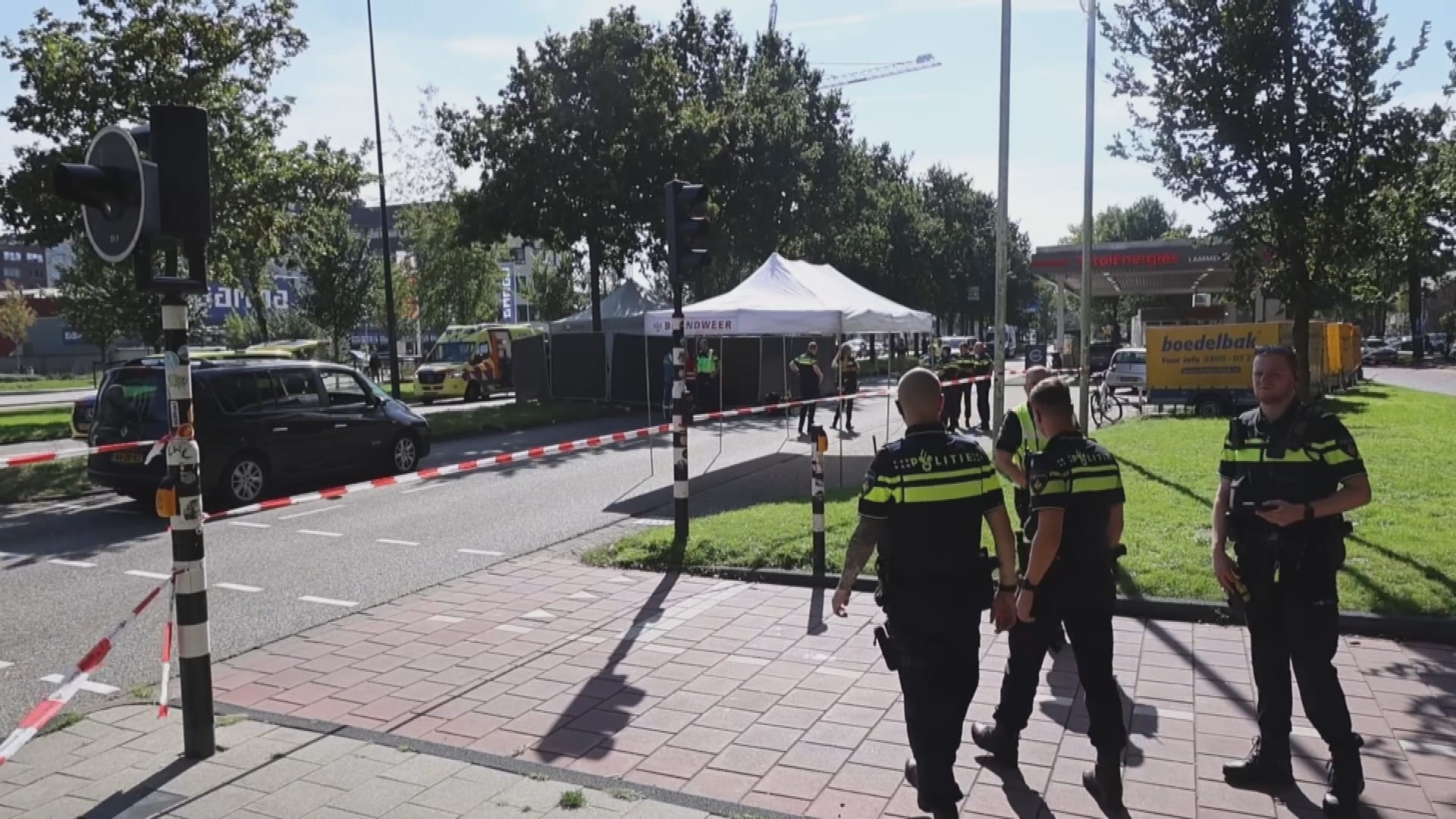 Tiener overlijdt bij ernstige aanrijding met auto in Leiden