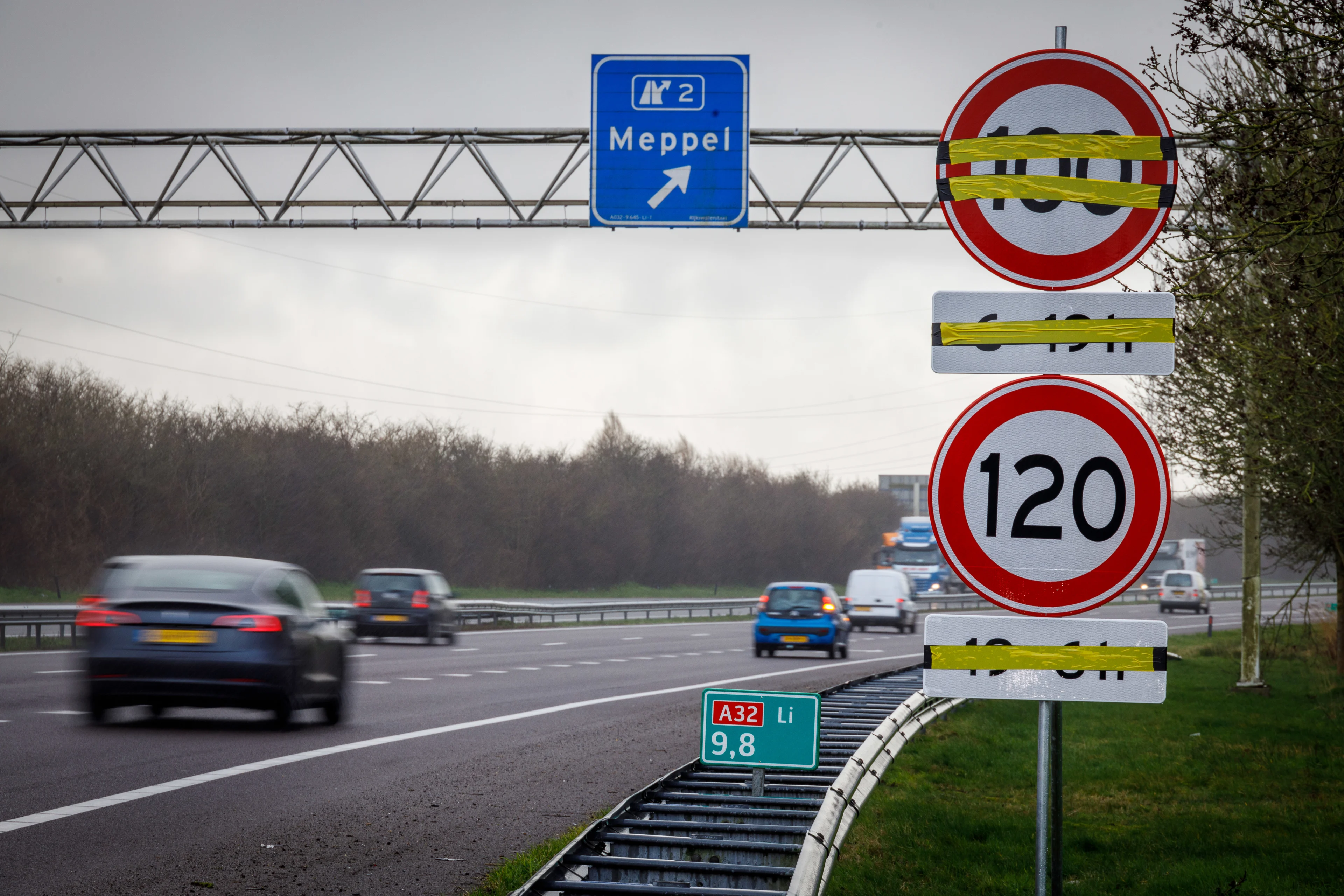 Reminder: vanaf vrijdagochtend eerste snelwegen waar snelheidsverlaging naar 100 km/u geldt
