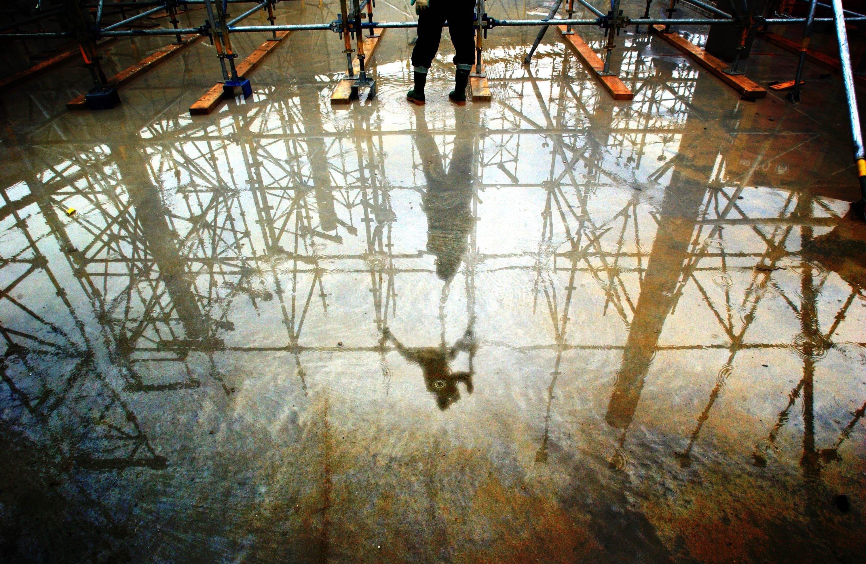 Extreme regenval zorgt voor steeds meer problemen in de bouw