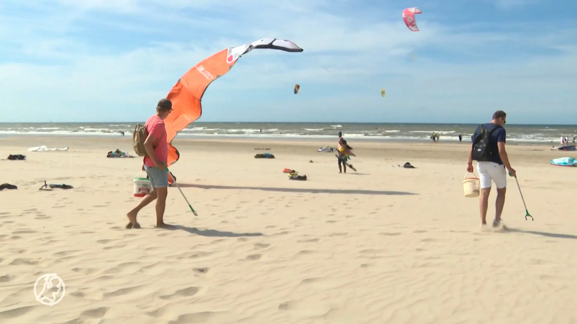 Van wc-brillen tot kogels: grootste strandopruimactie van Nederland is voorbij