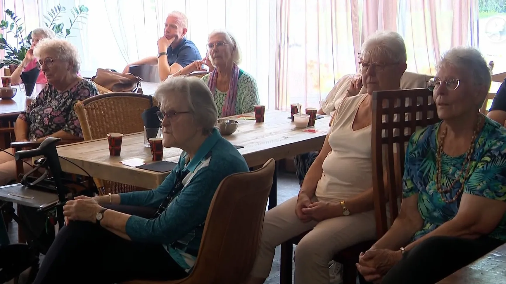 Training om niet in babbeltrucs te trappen voor senioren