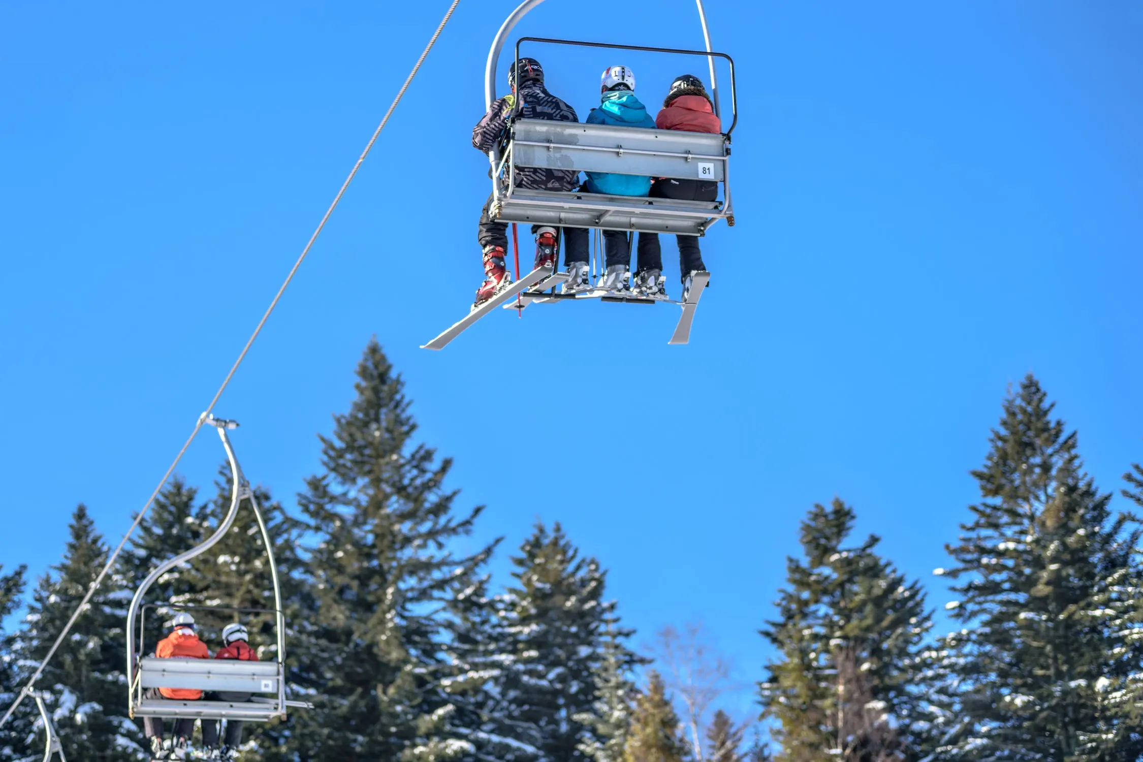 Nederlands meisje (9) ernstig gewond na val uit skilift in Duits ski-oord Winterberg