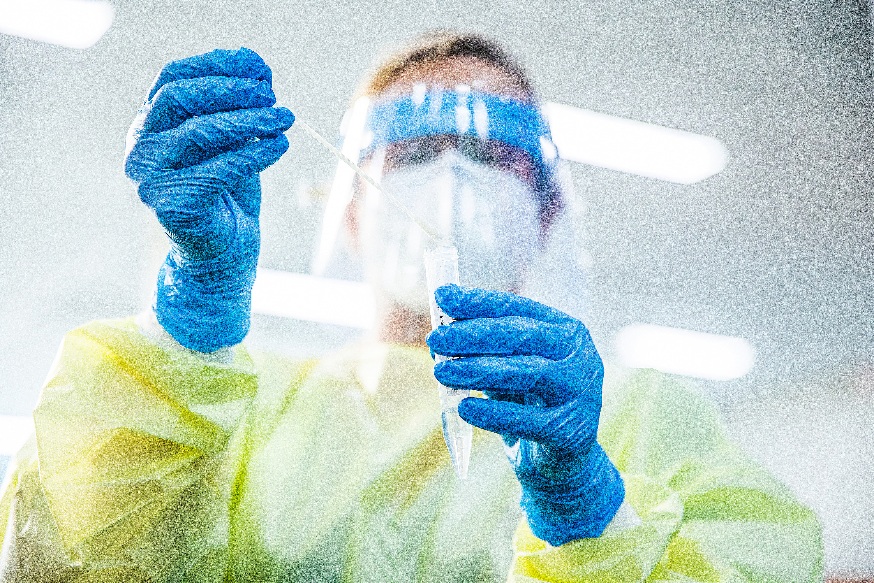 6 procent van positief geteste mensen was volledig gevaccineerd