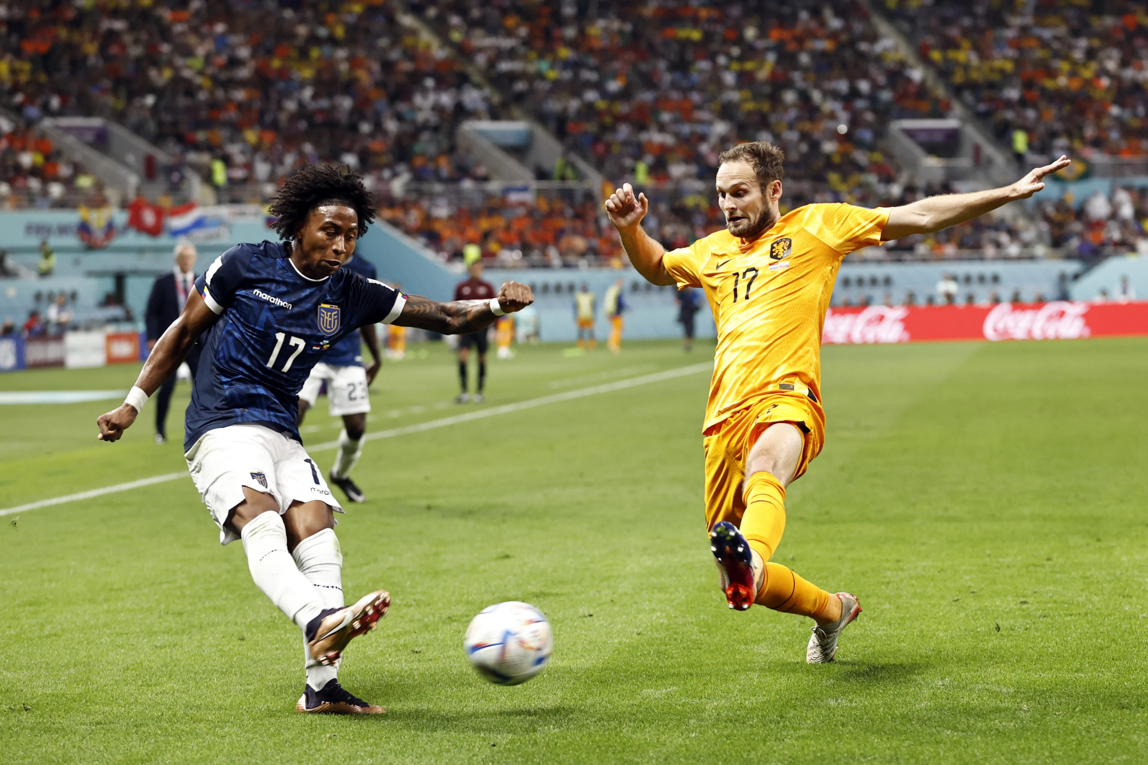 Oranje speelt gelijk tegen Ecuador en is nog niet geplaatst voor achtste finale