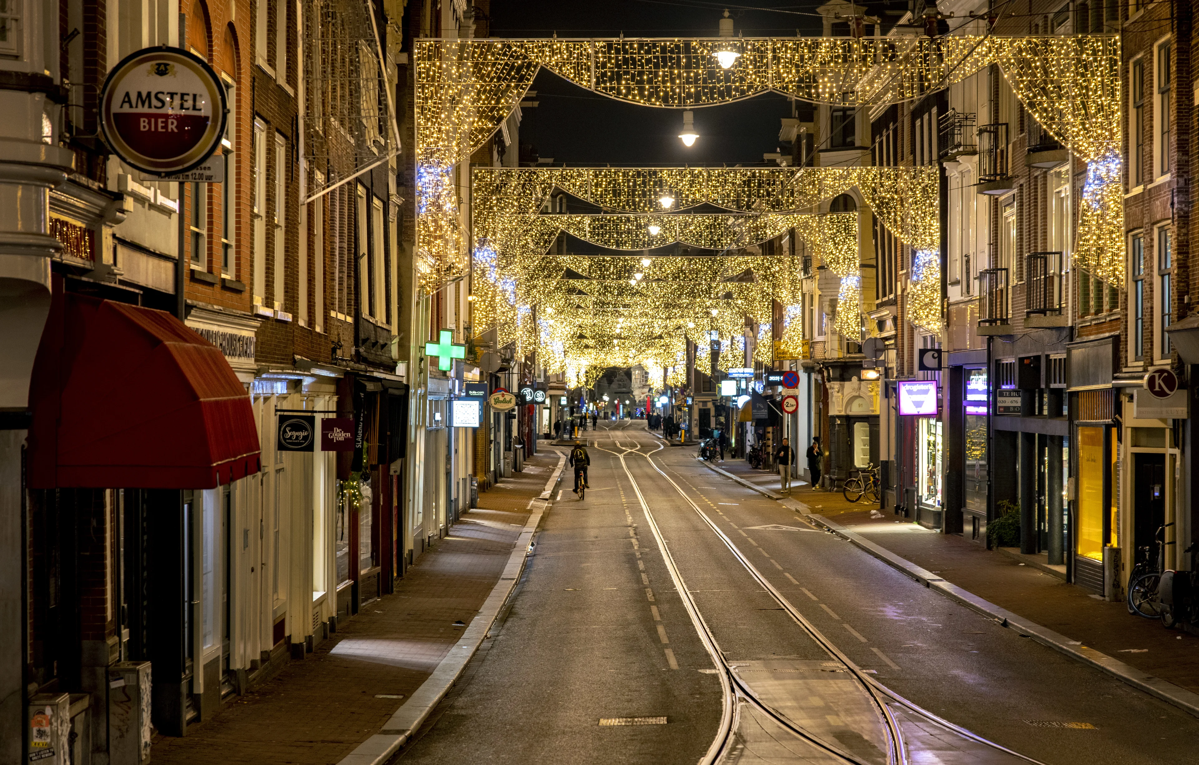 Kabinet komt met harde lockdown tot 14 januari, dit zijn de nieuwe maatregelen