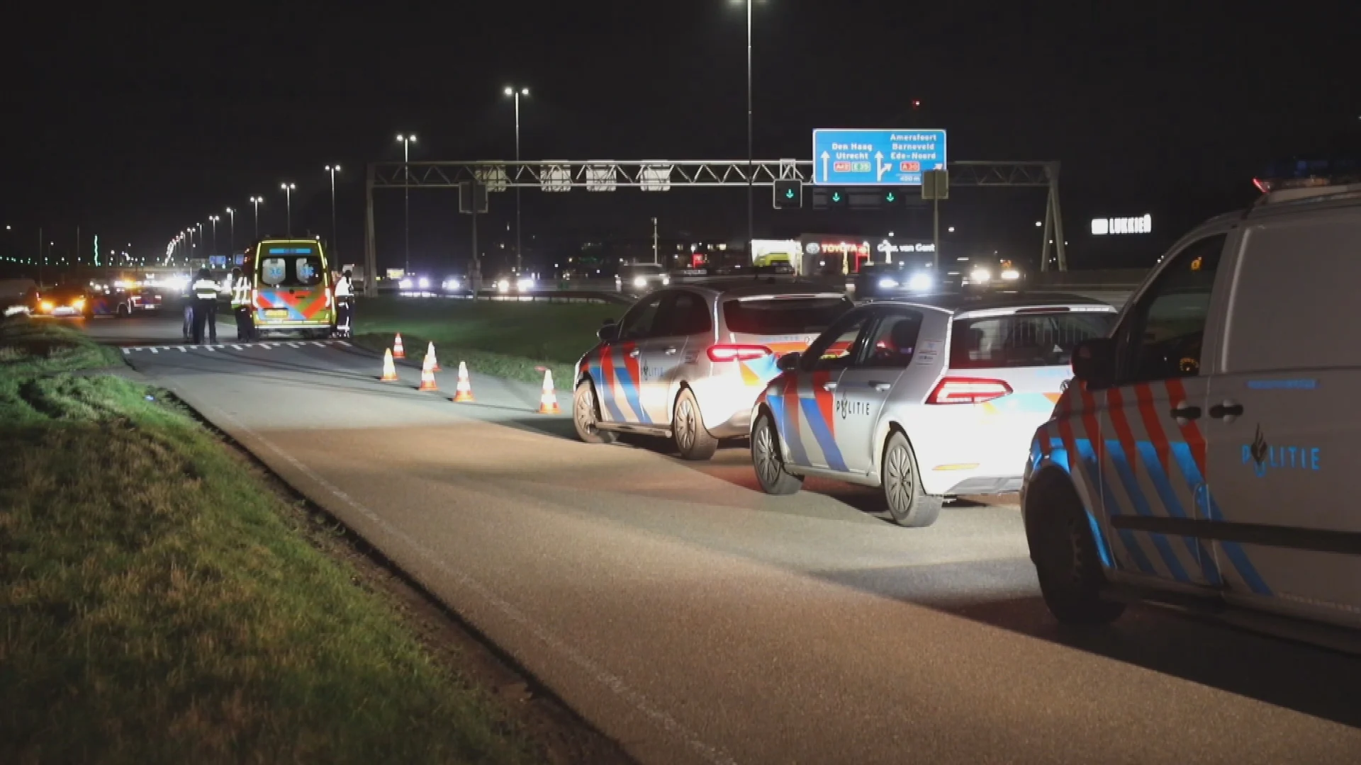Hardloopster zwaargewond na aanrijding: bestuurder meegenomen naar bureau