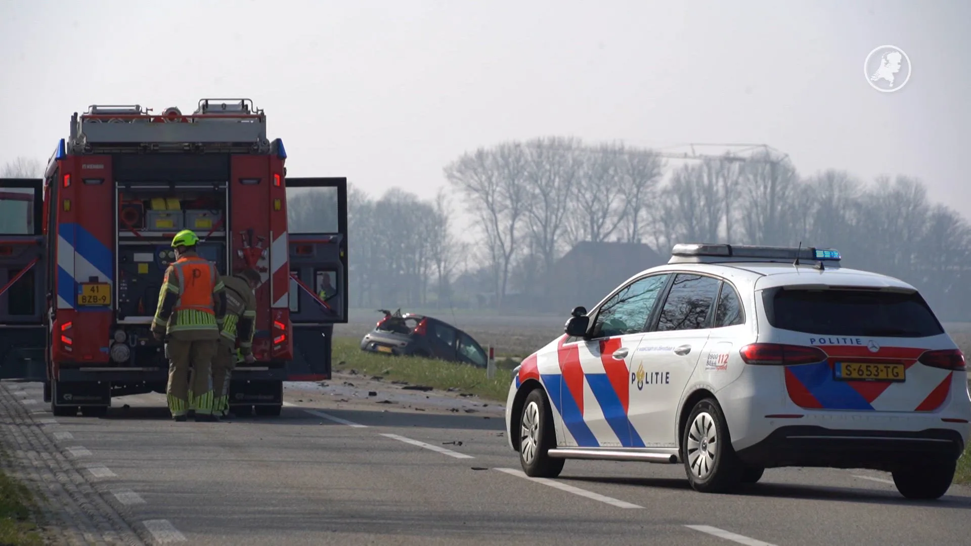 Dodelijk ongeluk op N248: Auto en vrachtwagen frontaal op elkaar