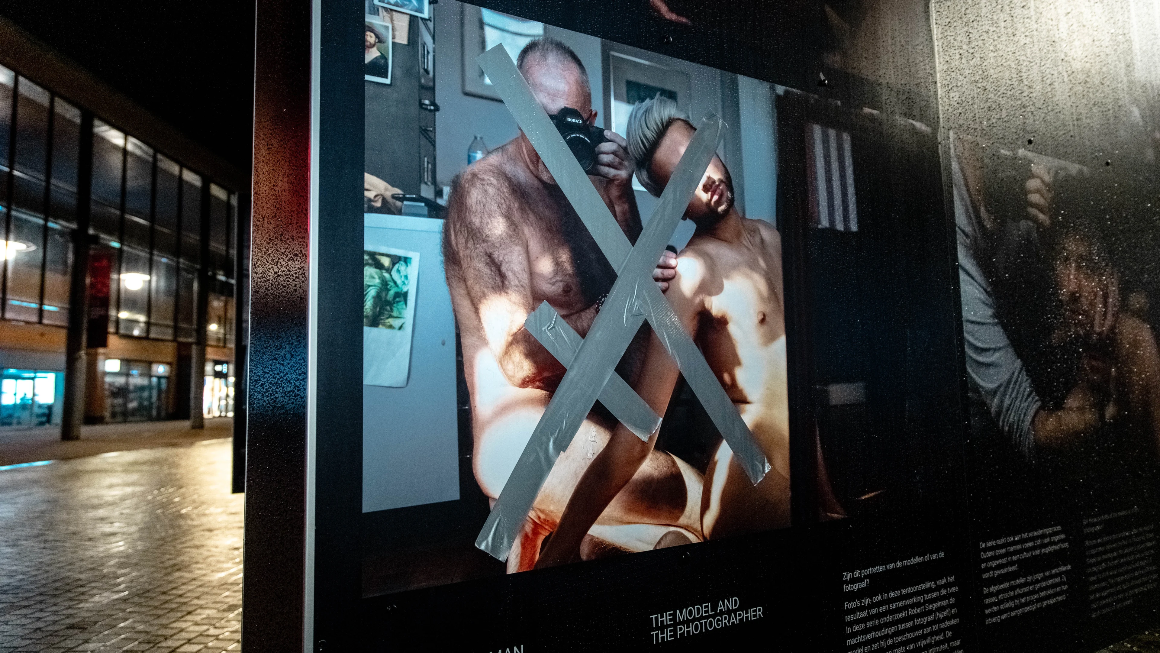 Opnieuw Pride Photo-tentoonstelling beklad, nu in Heerenveen