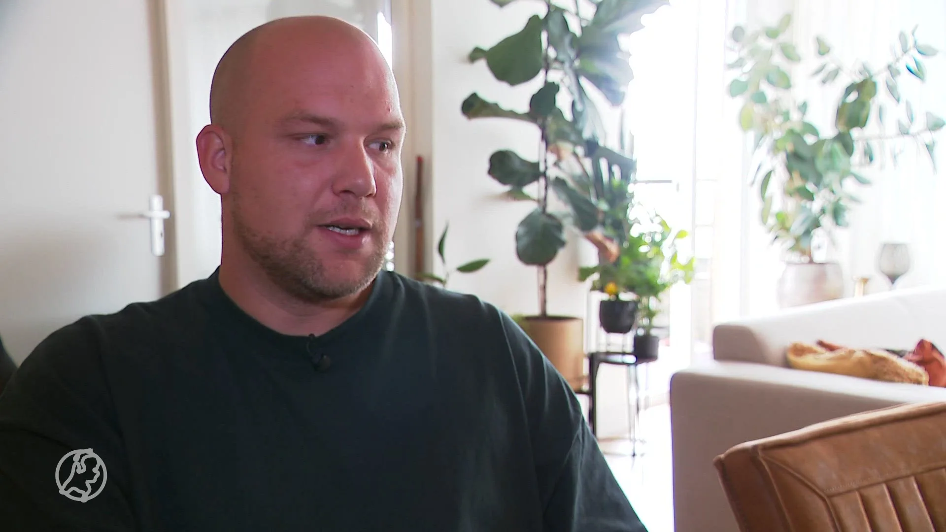 Zev (32) is chronisch duizelig: 'Ik kan zomaar uit het niets in elkaar zakken'