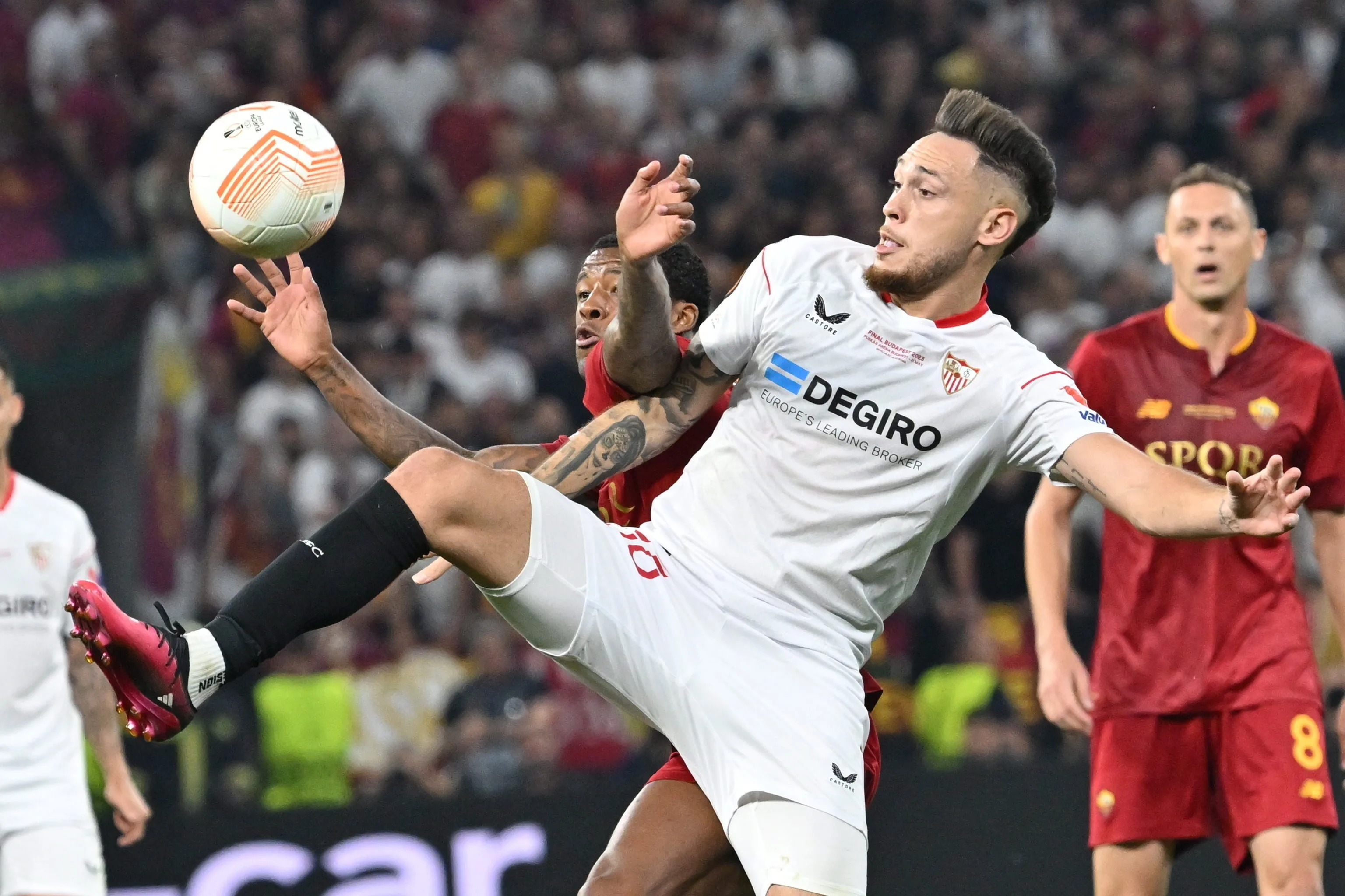 Sevilla wint Europa League en veroordeelt daarmee Ajax tot voorrondes
