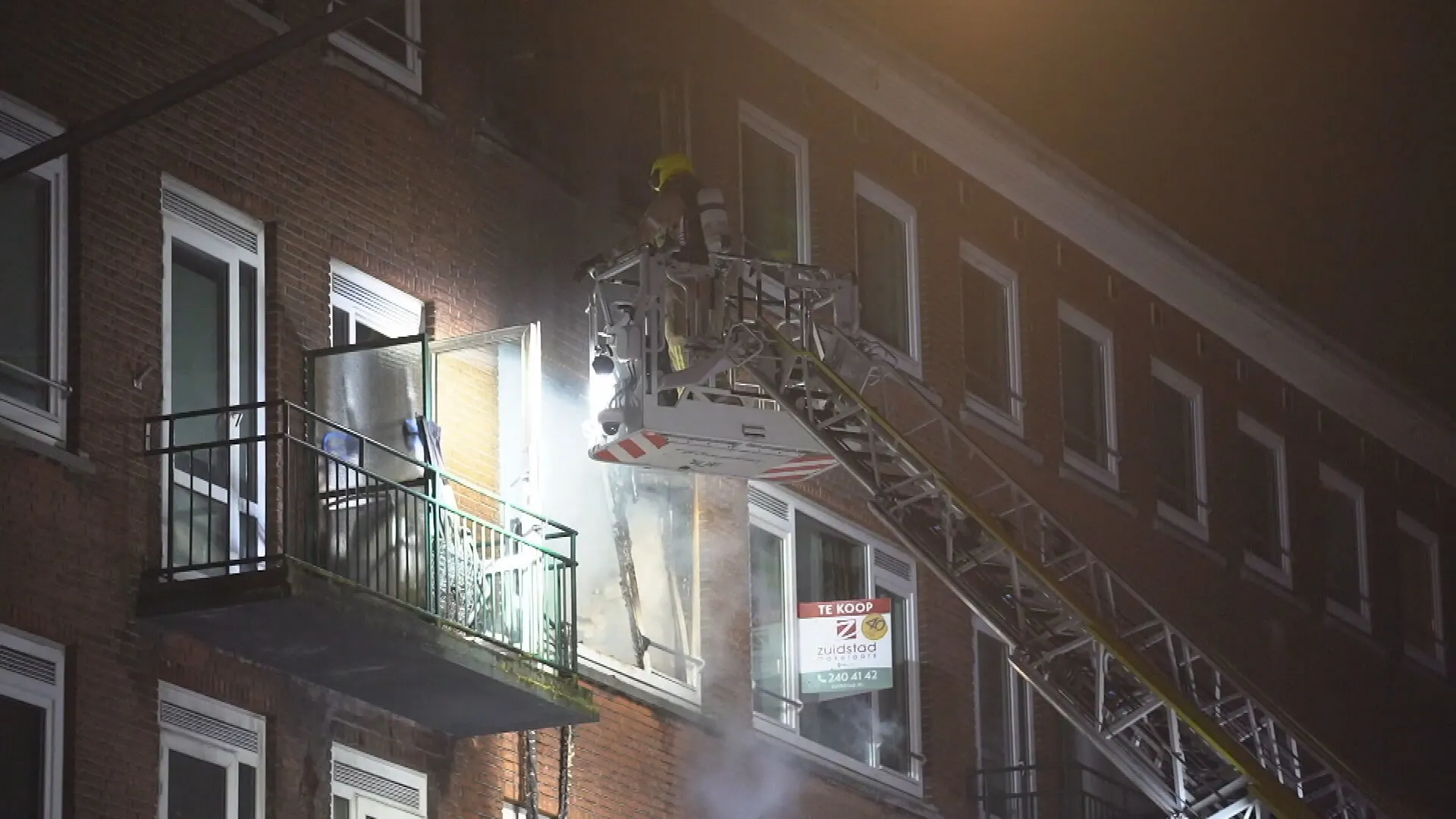 Dode na uitslaande woningbrand in Rotterdam