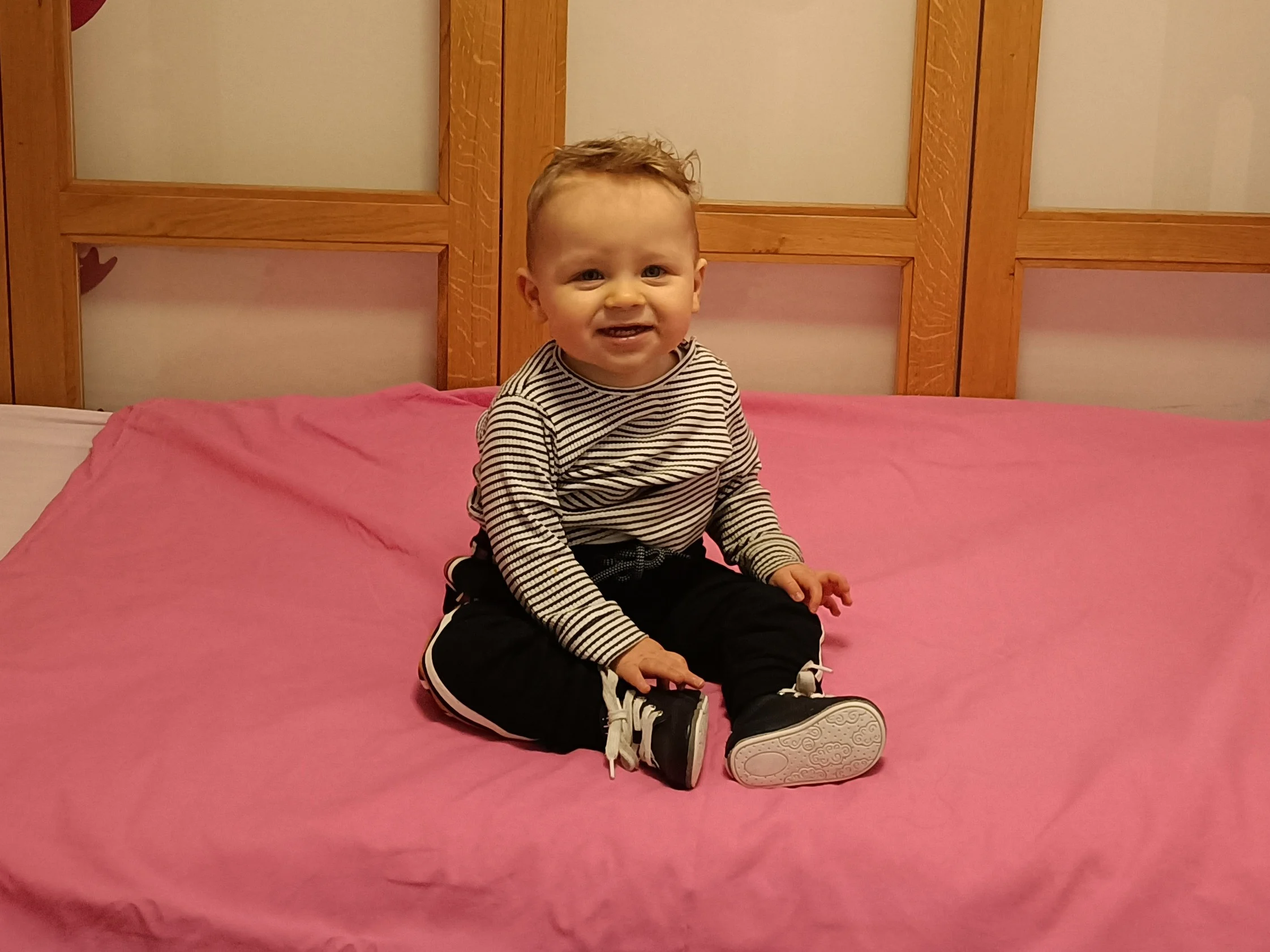 Artsen gaven Noah (2) geen kans, toch is hij er nog: 'Onderzoek is nodig'