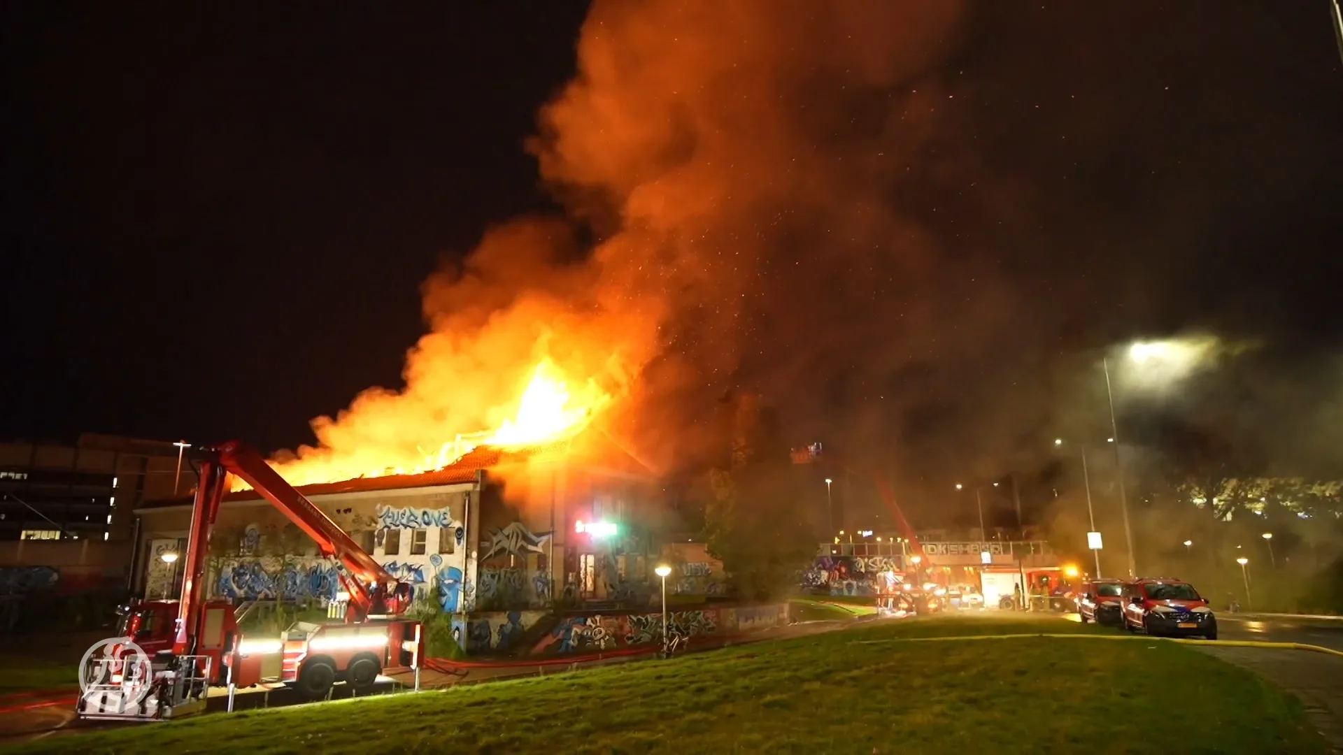 Twee vrouwen uit brandend cultuurcentrum in Eindhoven gered