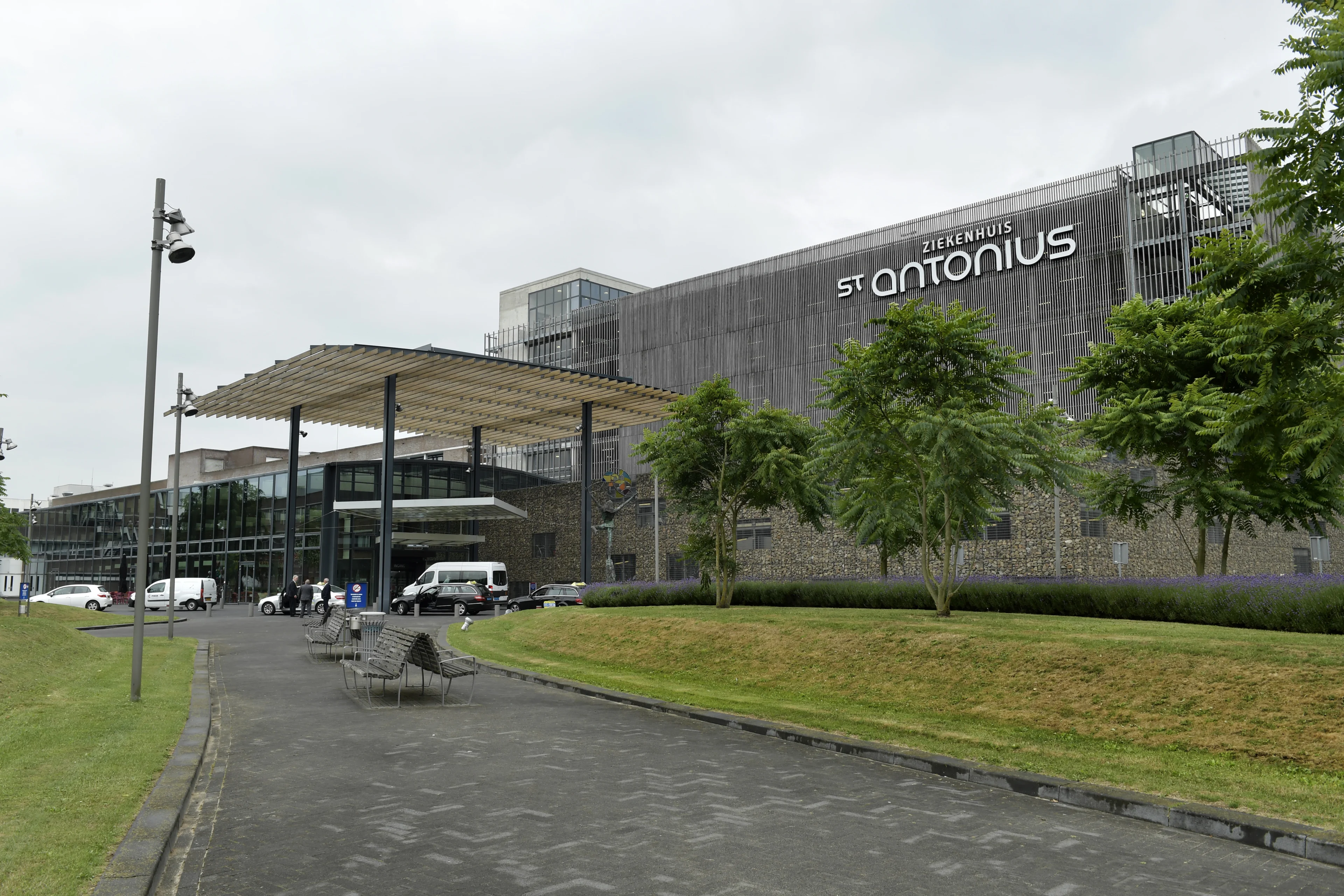 Vijf verpleegkundigen St. Antoniusziekenhuis Nieuwegein besmet met corona