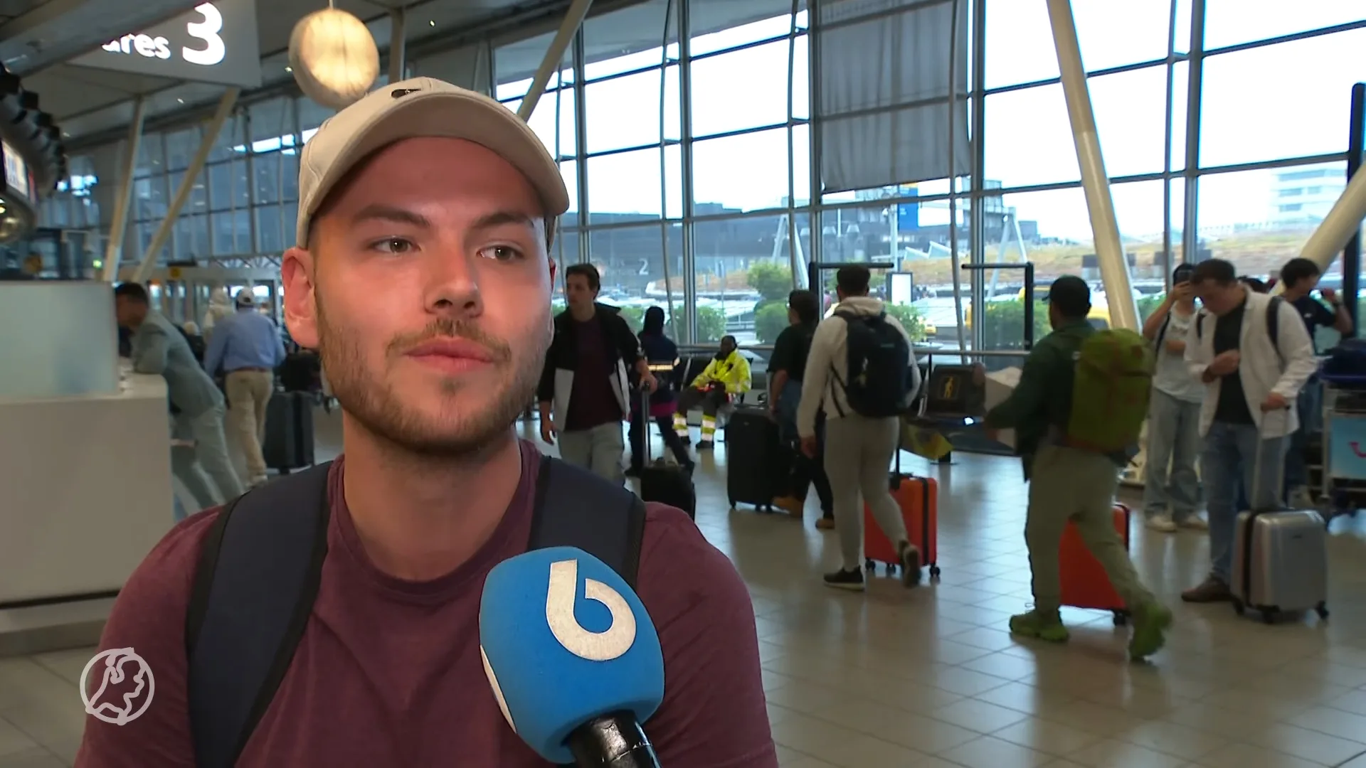 (On)verzekerde reizigers op Schiphol: 'Mij overkomt helemaal niets'