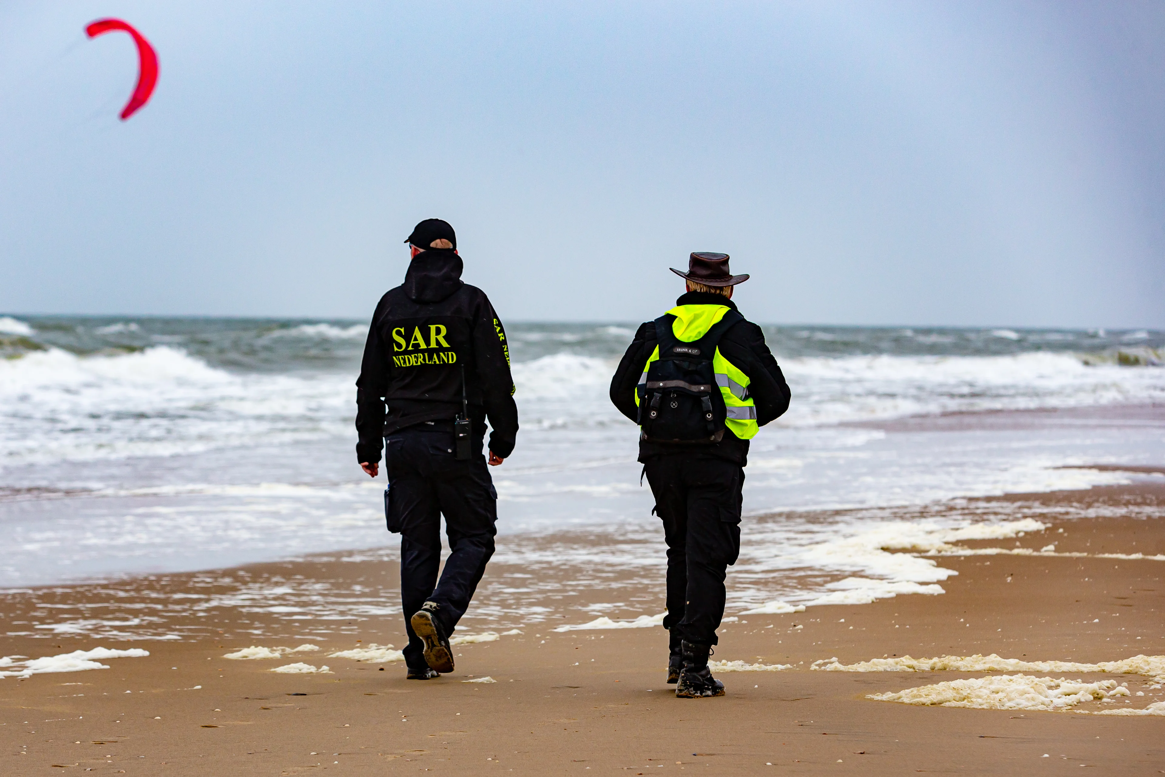 Zoekactie naar lichaam omgekomen surfer Mathijs gaat verder