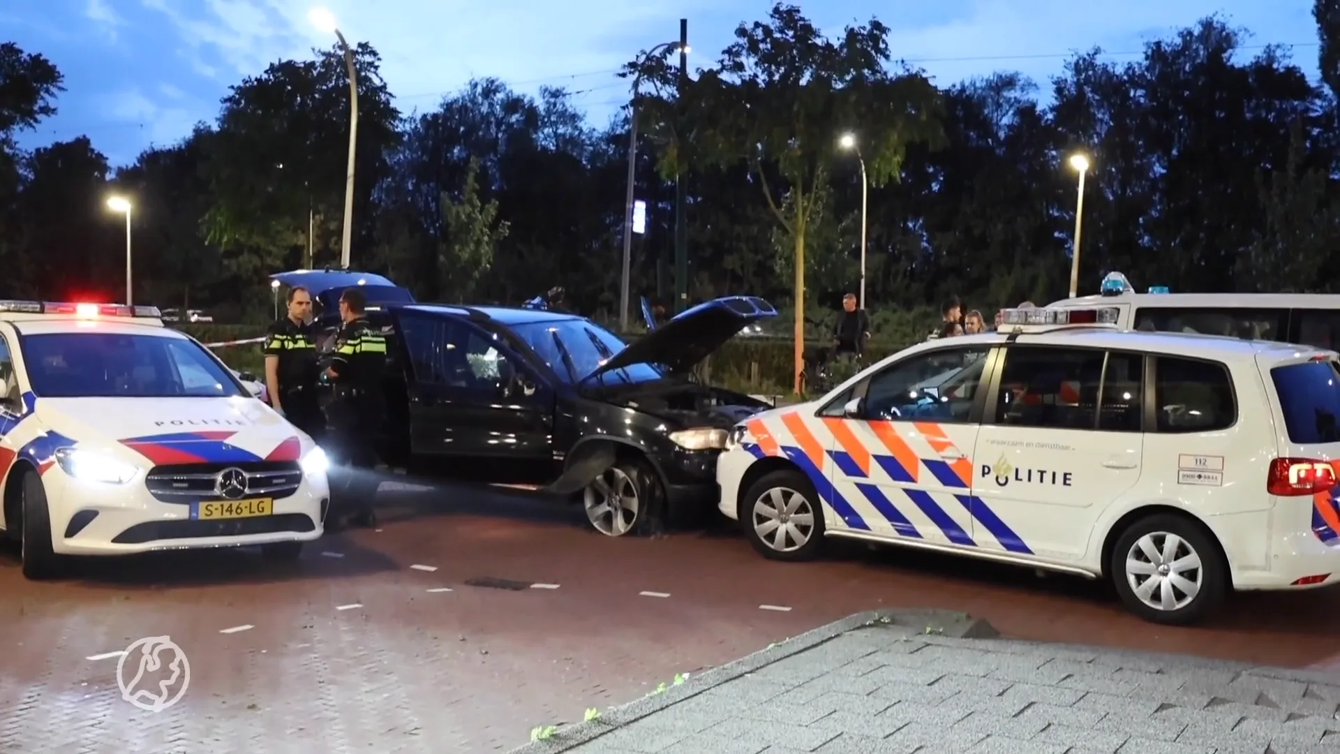 Agent gewond na wilde achtervolging door woonwijk Den Haag