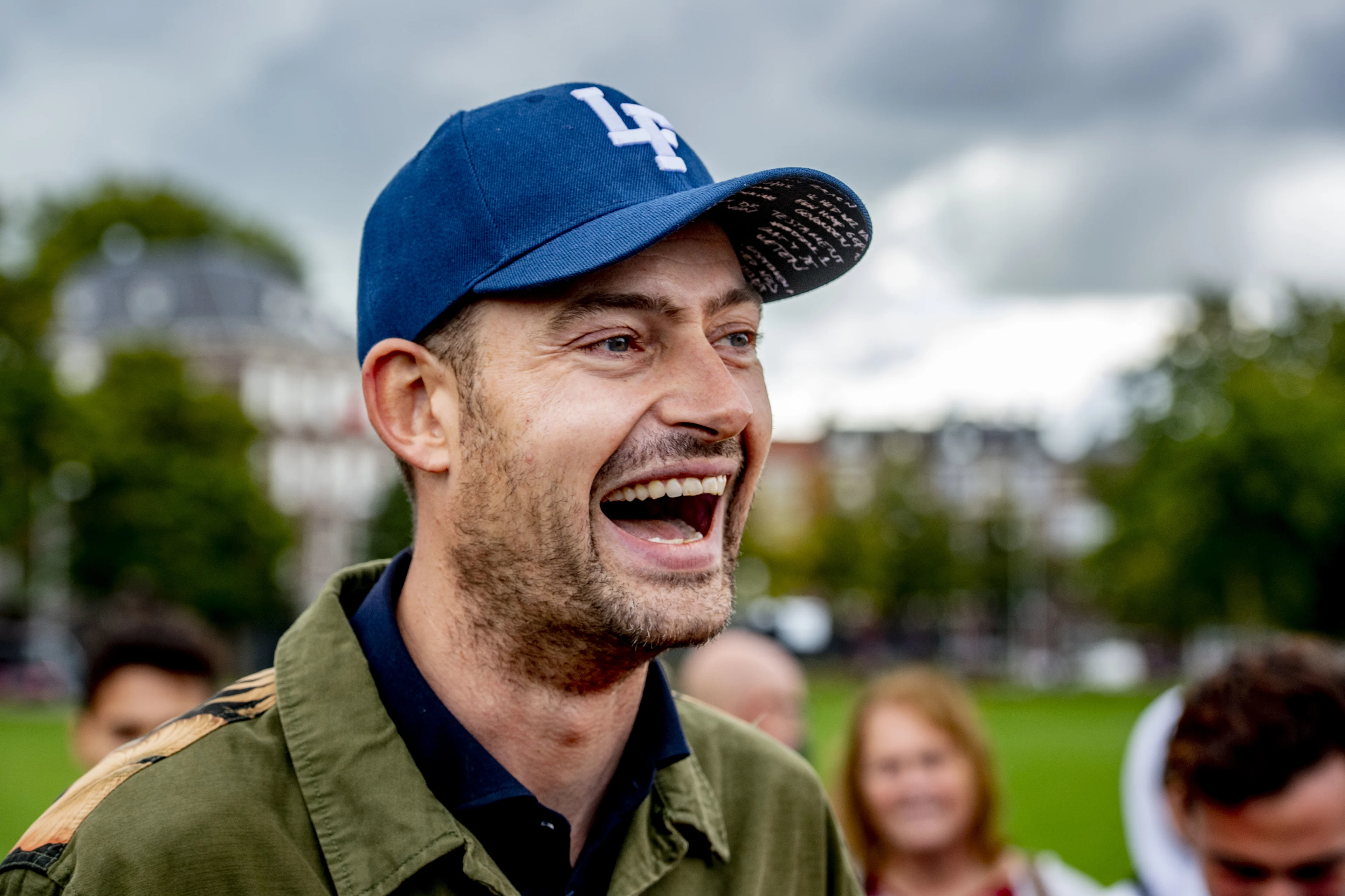 Coronategenstanders boos op 'bondgenoot' Lange Frans: 'Landverrader' 