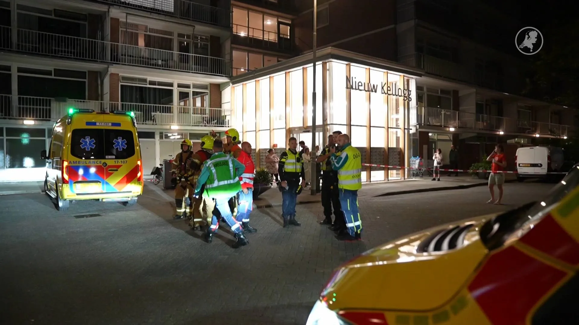 Grote brand in flat Rotterdam: meerdere mensen geëvacueerd