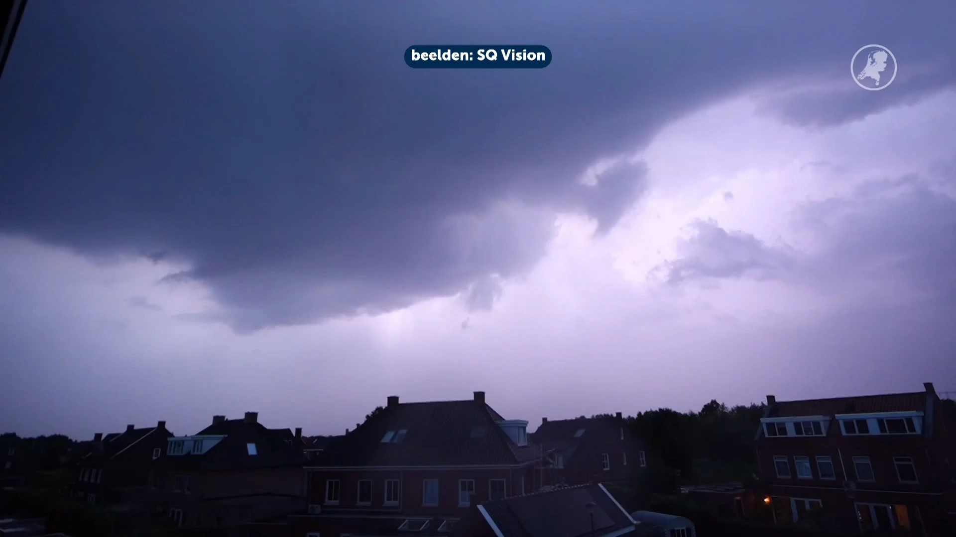 Noodweer trekt over Zuid- en Oost-Nederland heen