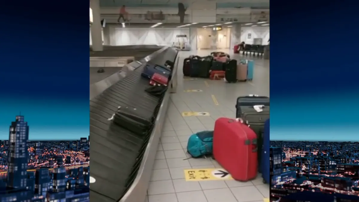 Talloze koffers kwijt door chaos op Schiphol: 'Neem maar een mooie mee'