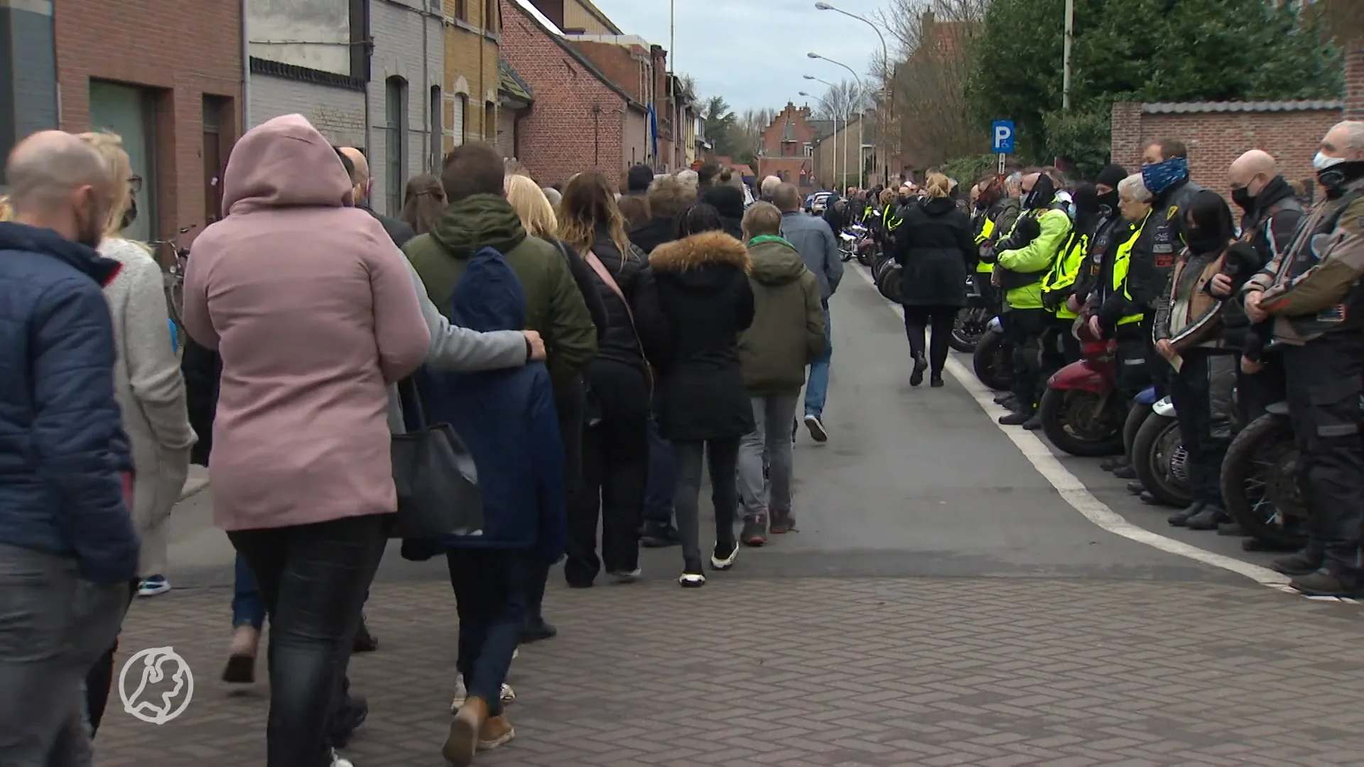 Honderden mensen bij afscheid Dean