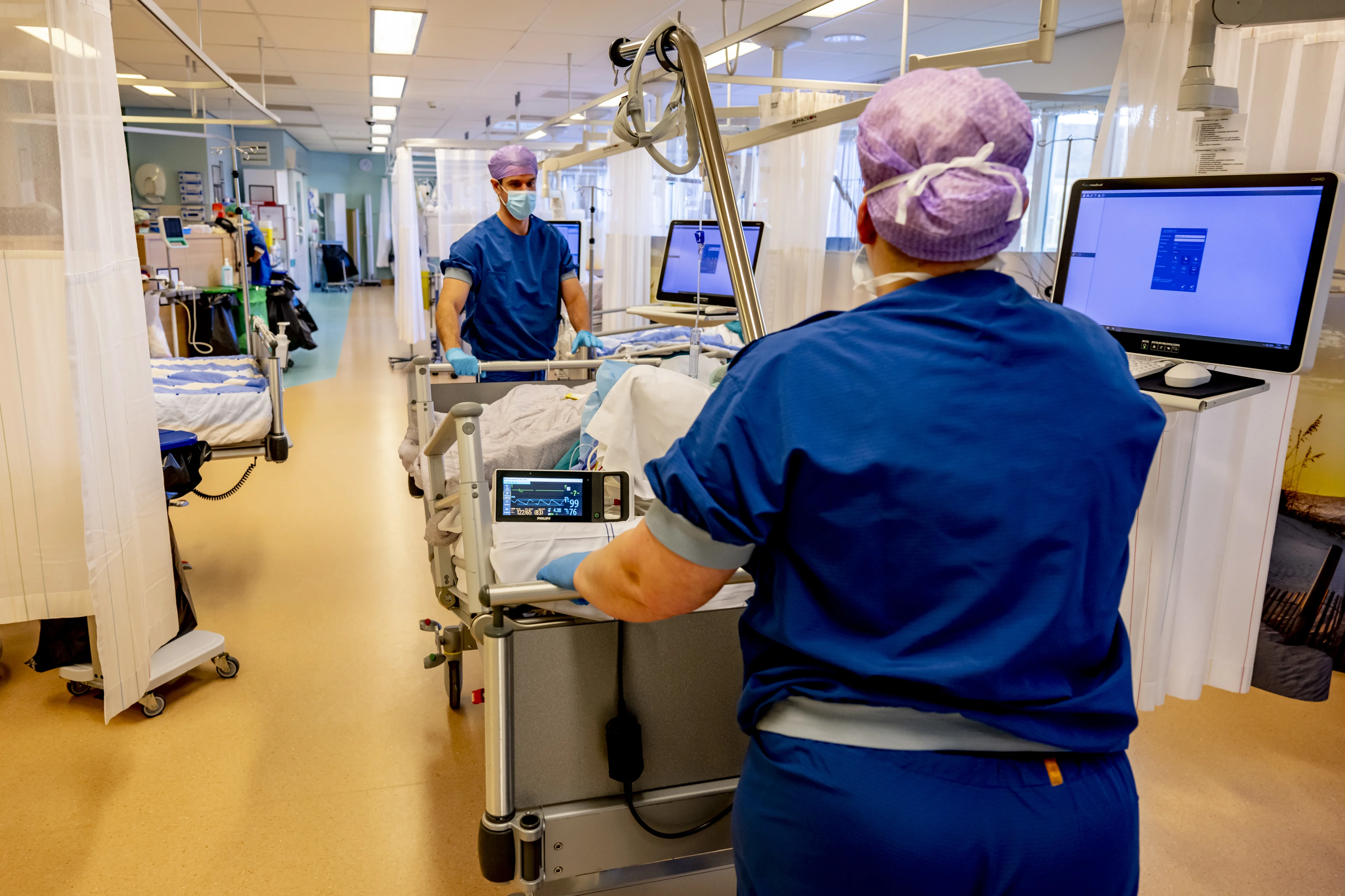 Laagste aantal coronapatiënten op de ic in maanden, ruim 70.000 nieuwe besmettingen