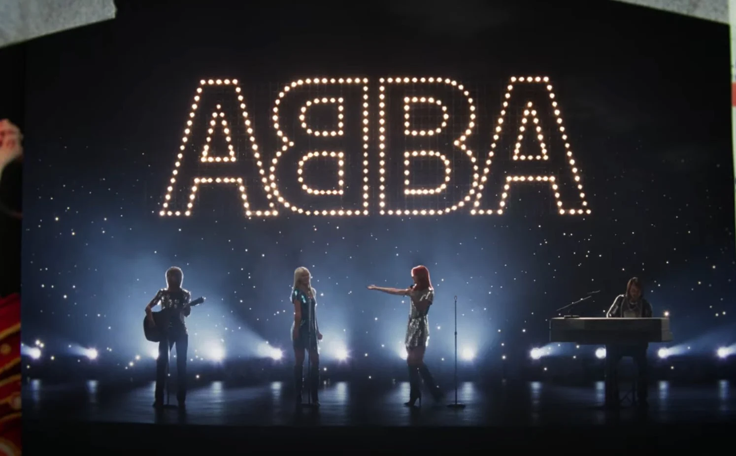 Gimme, gimme, gimme! Poplegendes van ABBA brengen voor het eerst in bijna 40 jaar nieuwe muziek uit
