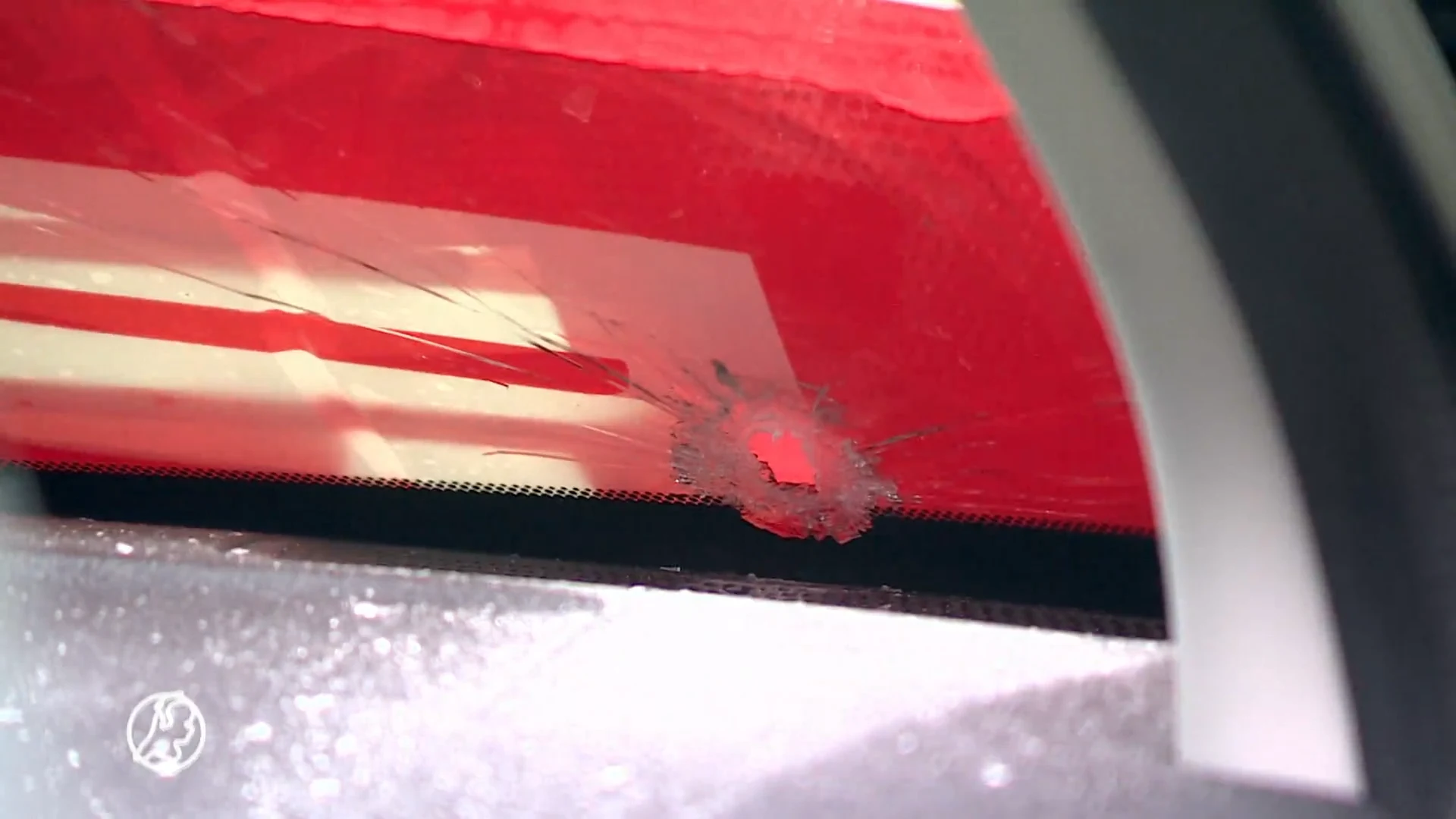 Kogelregen na overval zorgt voor veel schade: wie gaat dat betalen? 