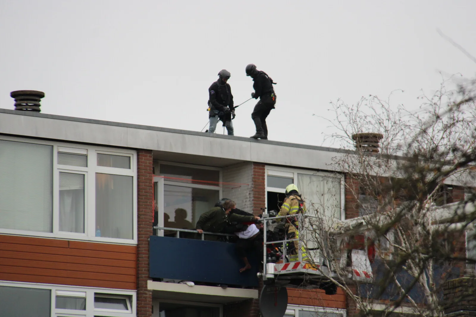Verwarde man zet flat op stelten in Deventer